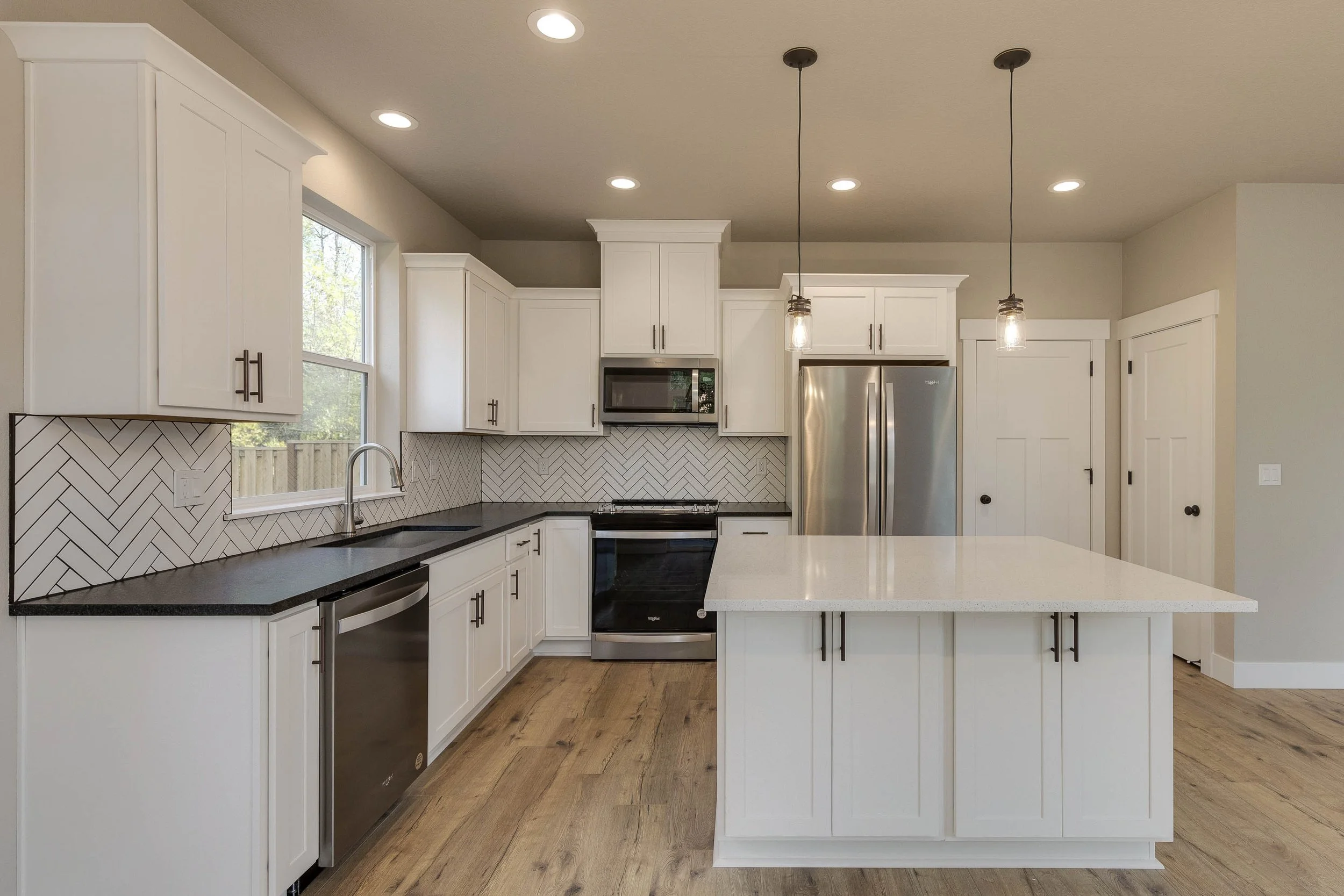 1343 NE Henderson Terr, Estacada, OR-16.jpg