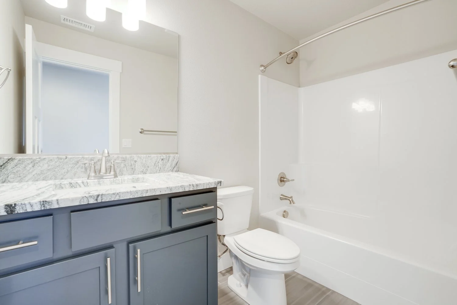 2928 NW 16th St - WEB-22.jpg