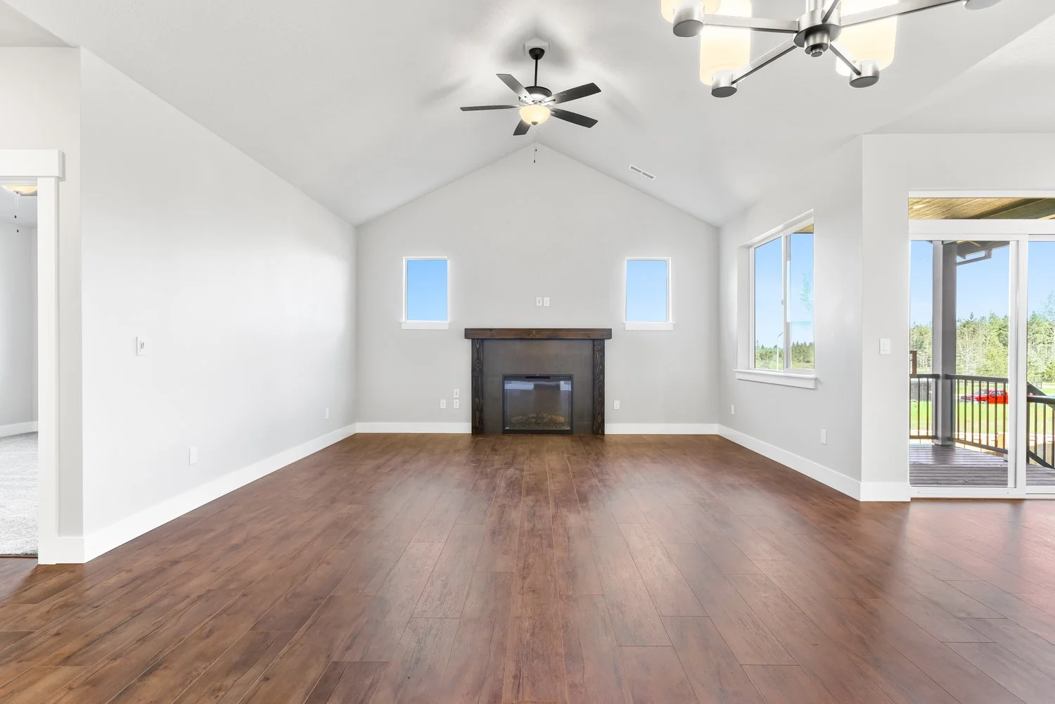 2804 NE Justus Ave - WEB-18.JPG