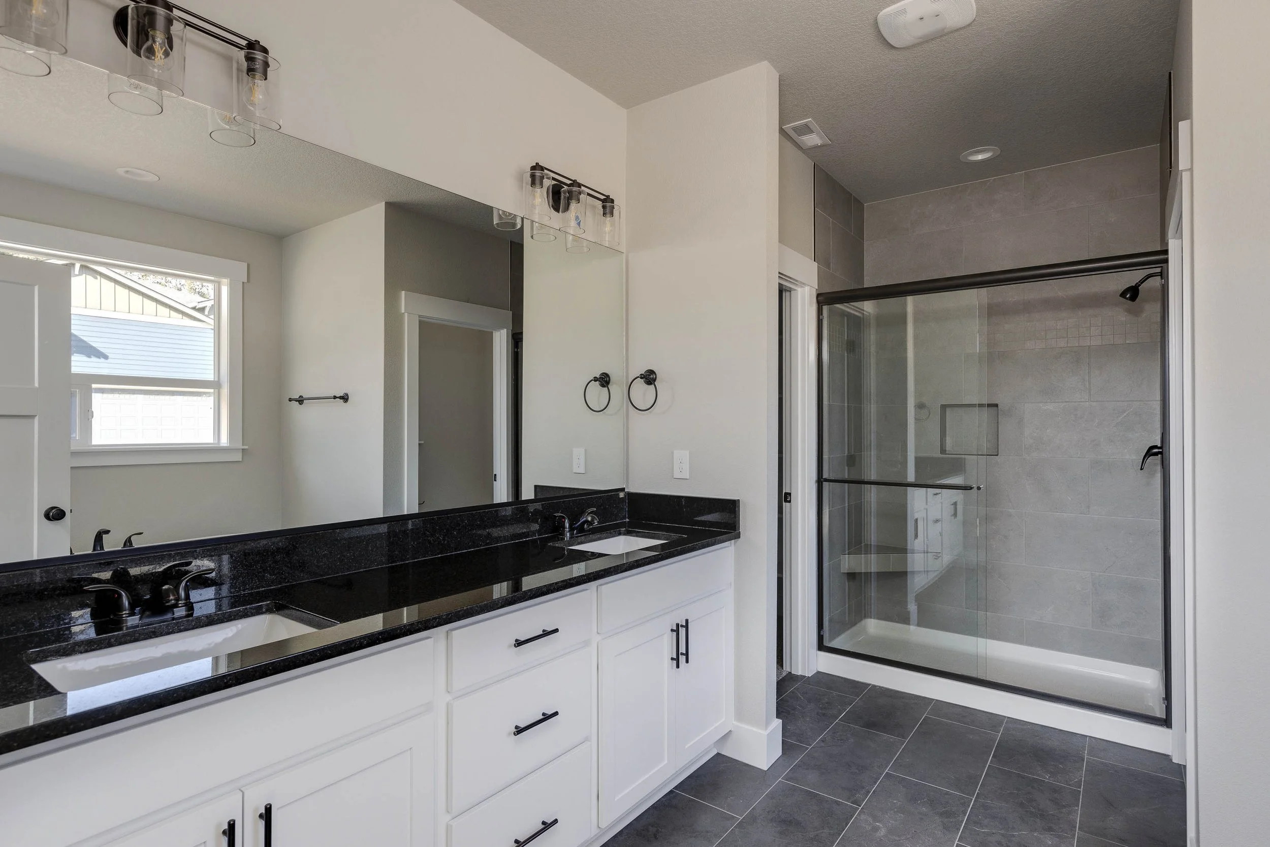 Cedar Ridge - 1750 NE Robert Rd, Estacada, OR-13.jpg