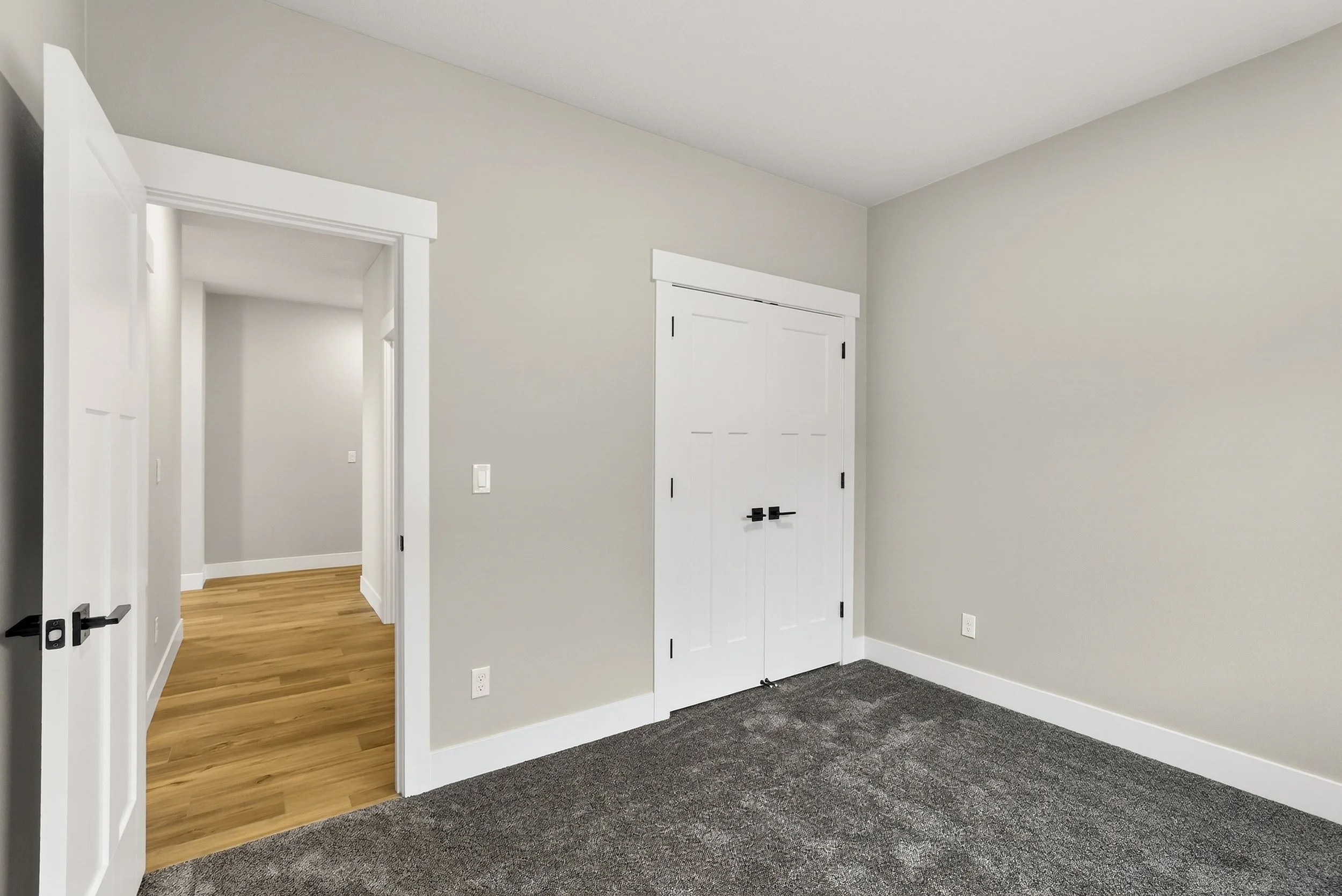 41865 Deschutes Ave-42.jpg