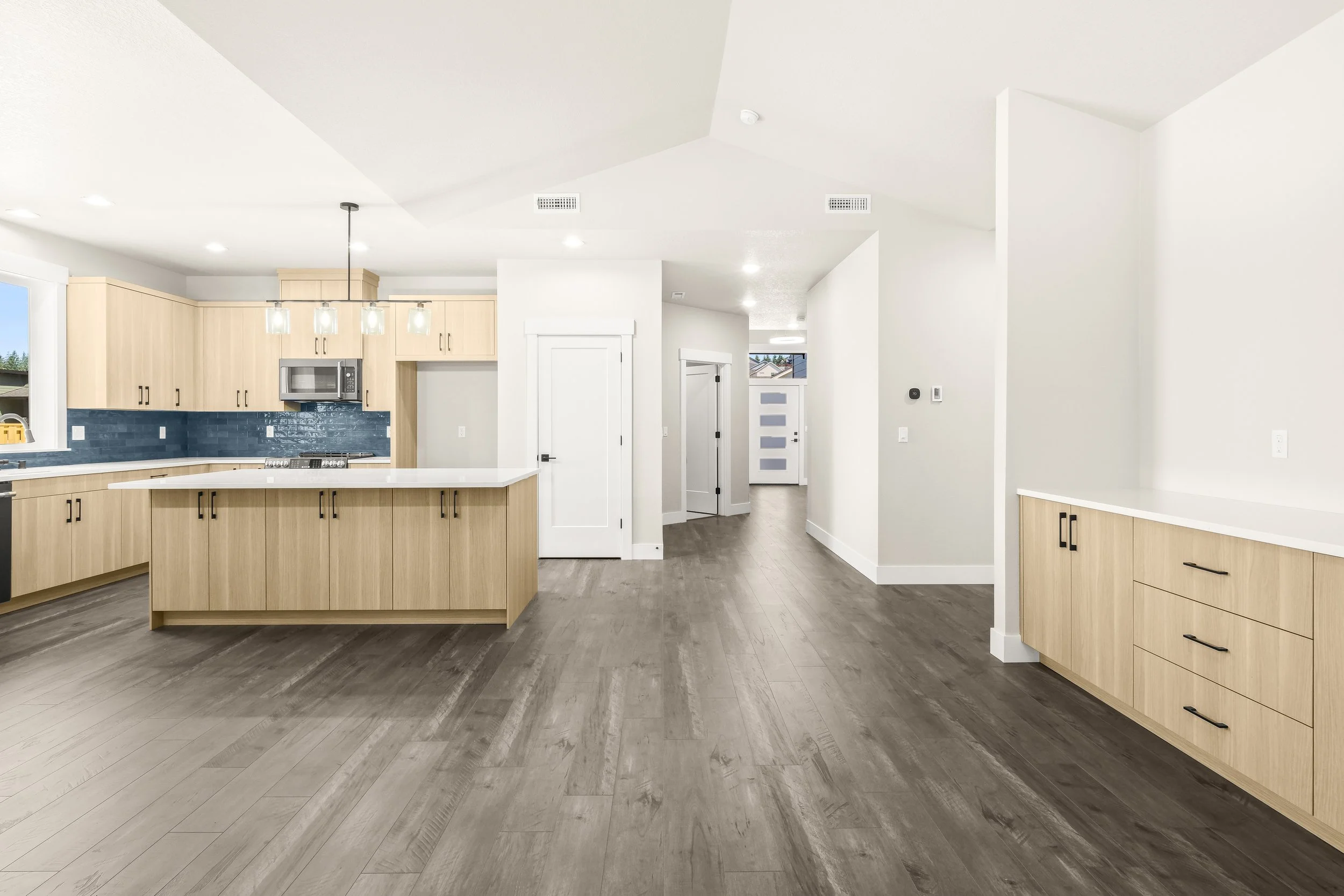 2020 E Badger Way-14.JPG