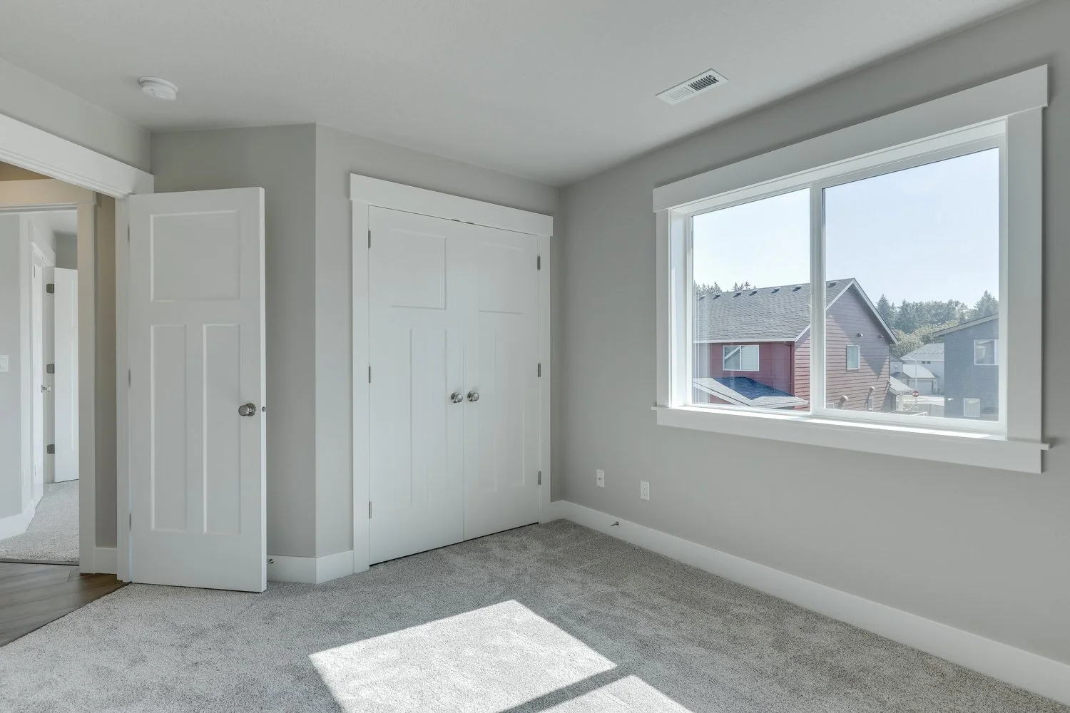 200 NE Regan Hill Loop - WEB-25.jpg