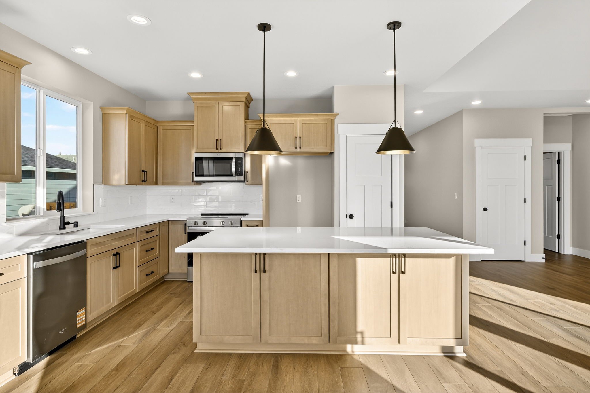 2240 E Otter Lp-18.jpg