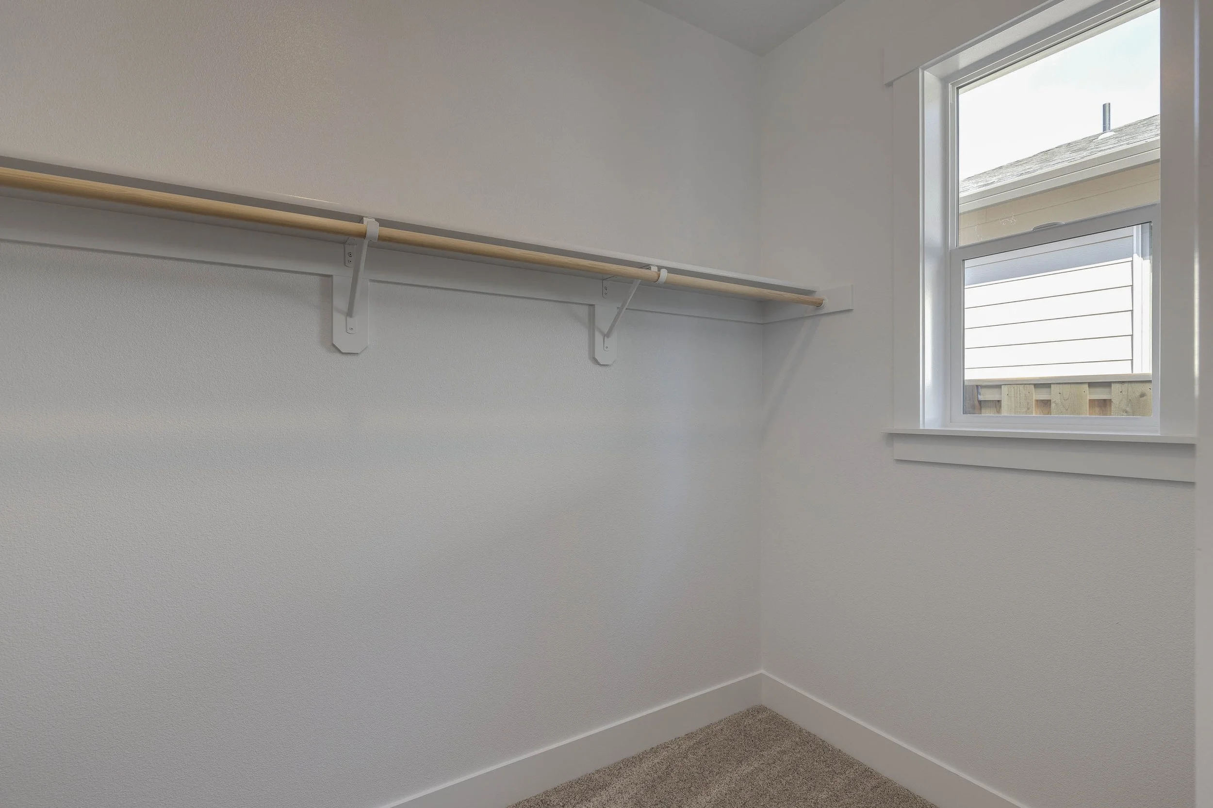 1404 NE Cristine Street, Estacada, Or-19.jpg