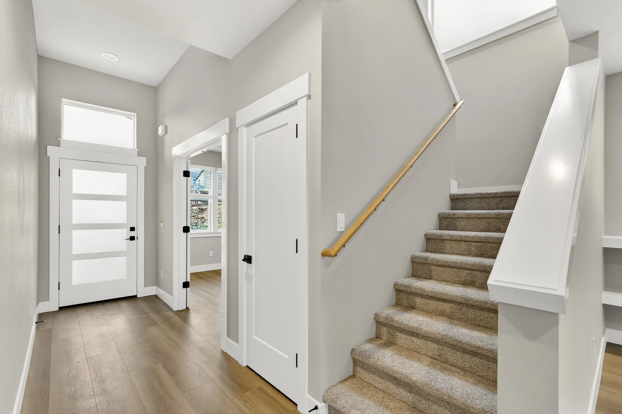 18865 Crooked River St-5.jpg