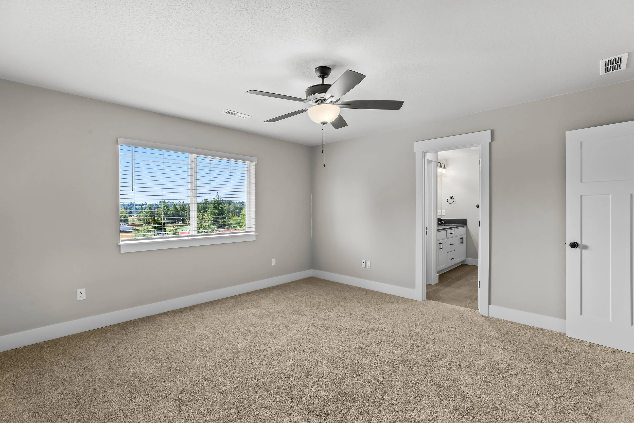 2217 Juniper Circle-34.jpg