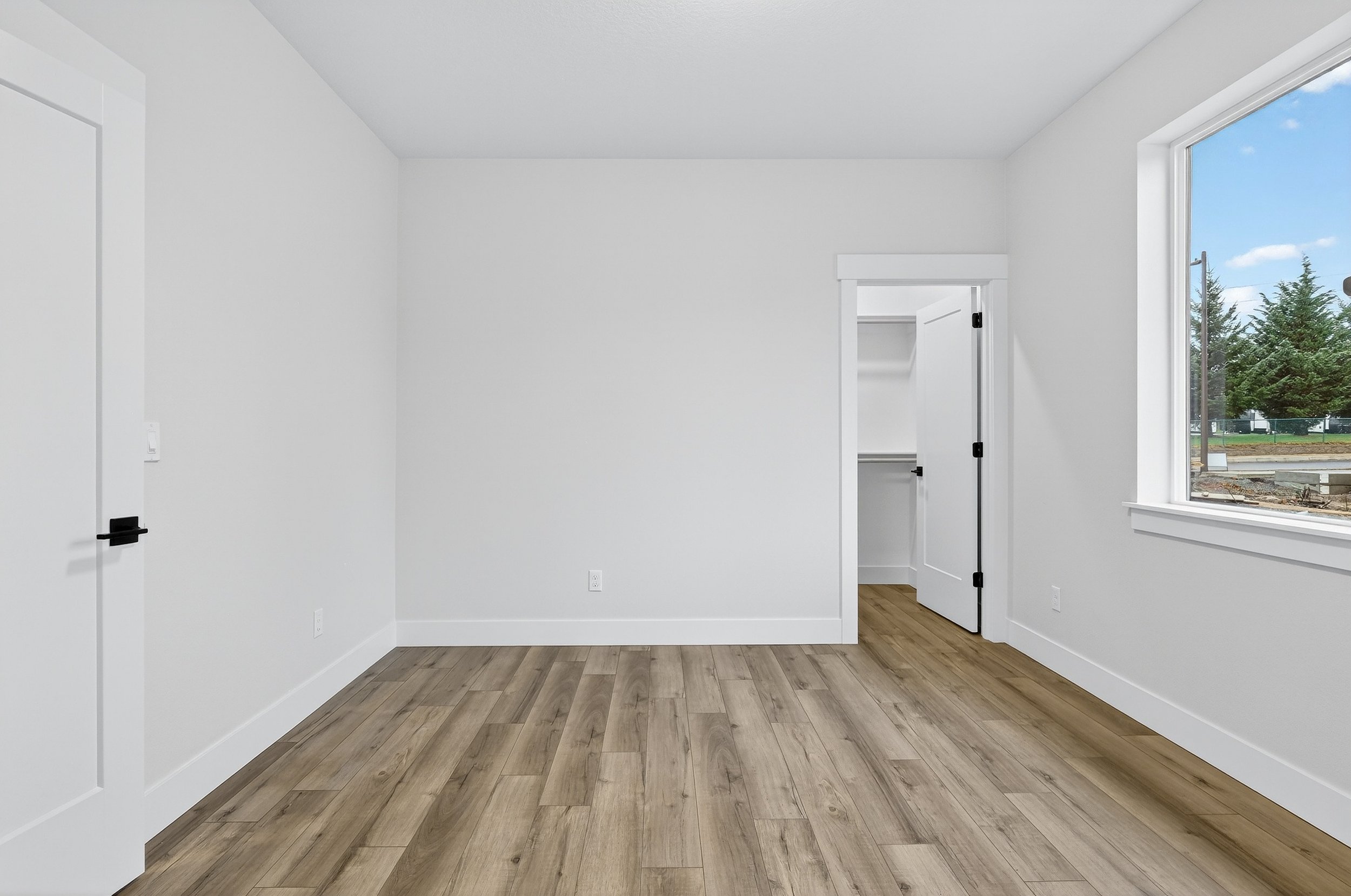 18815 Crooked River St-46.jpg