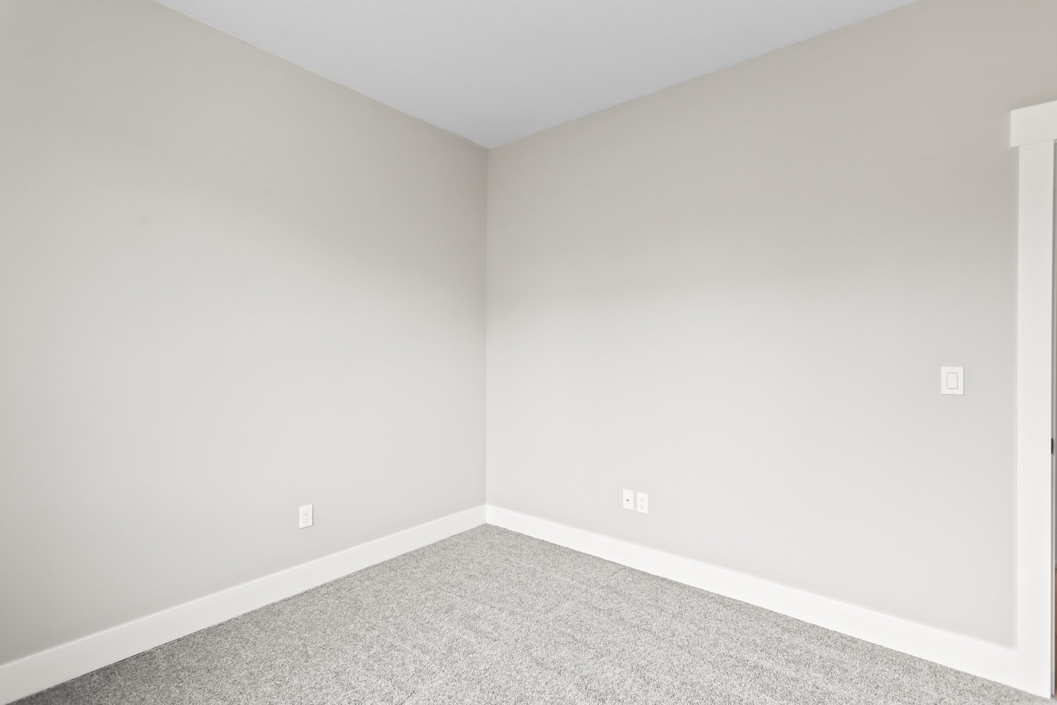 2716 NE Justus Ave - WEB-11.JPG