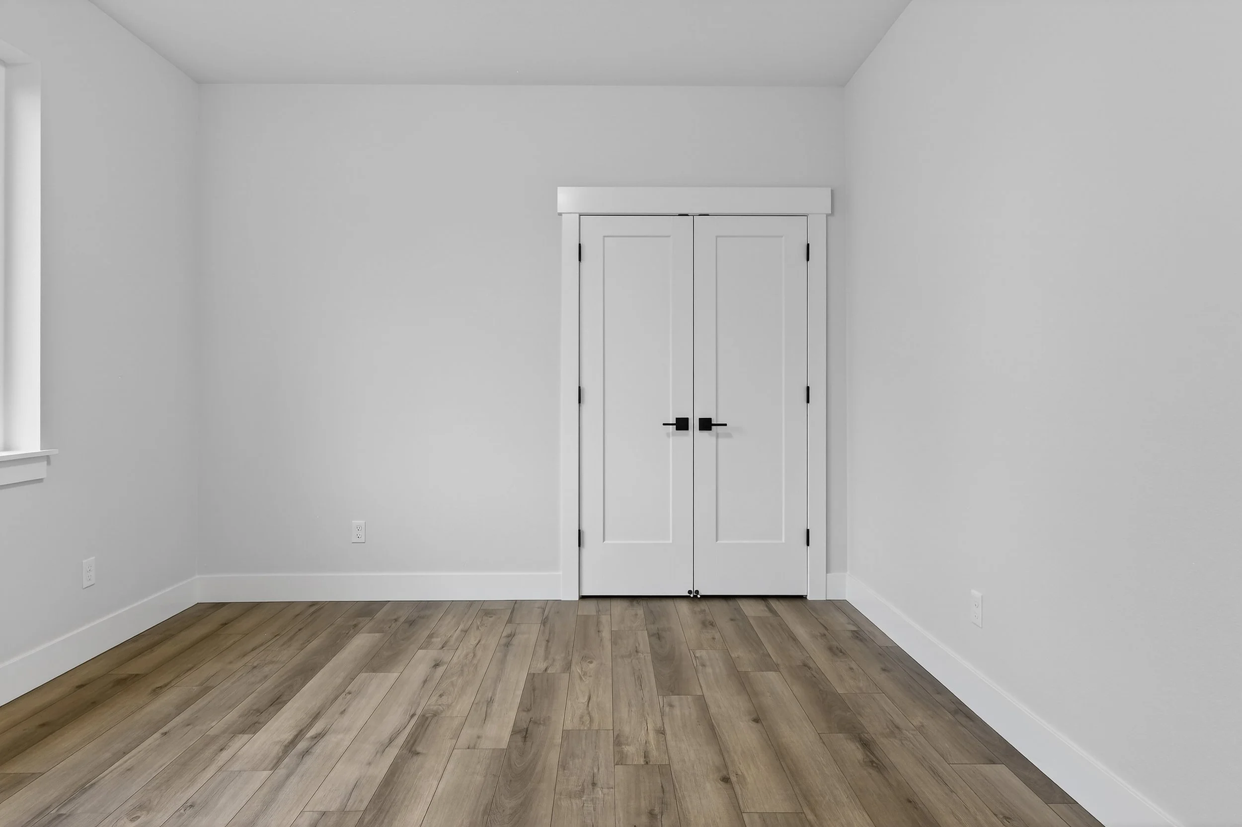 18815 Crooked River St-41.jpg