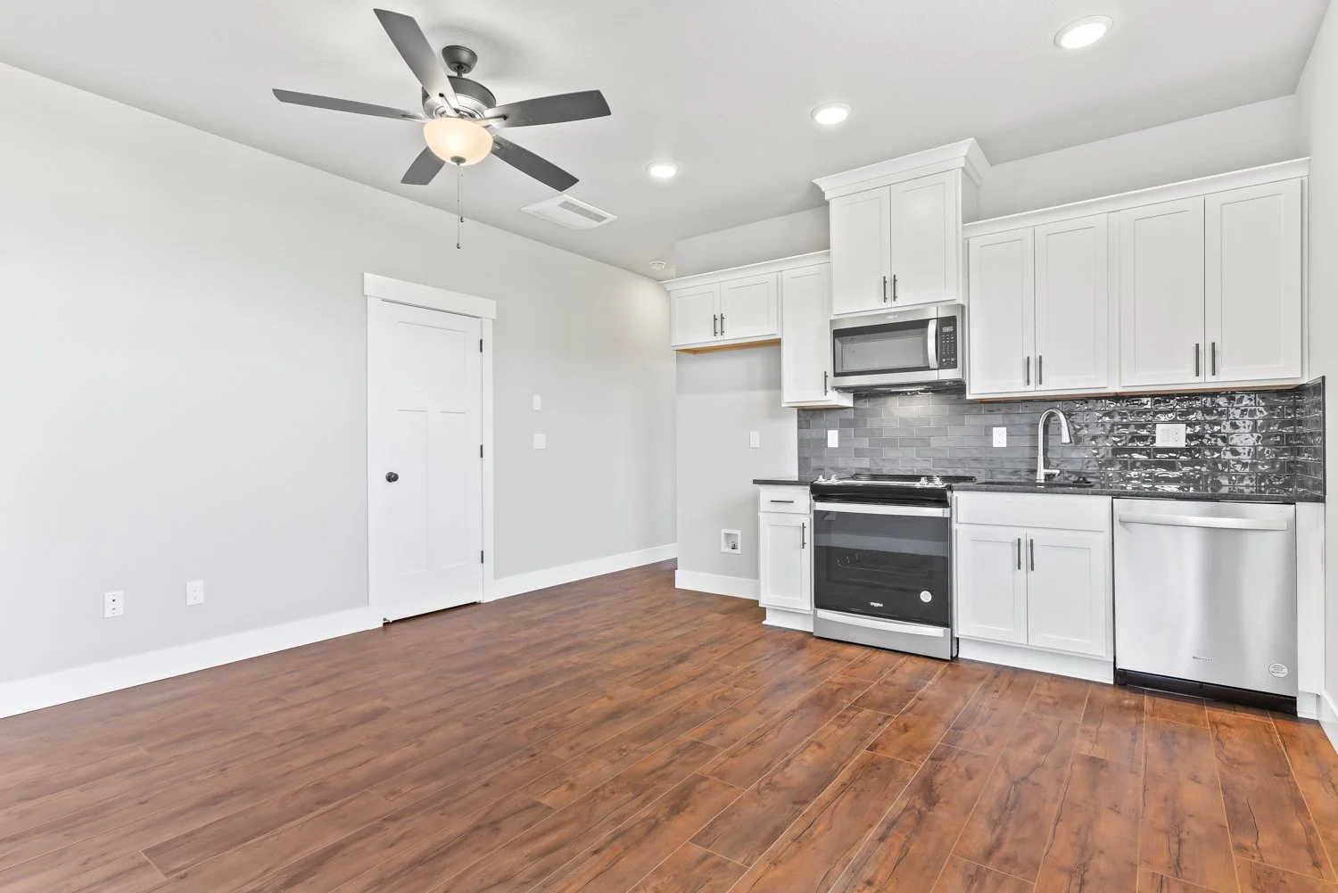 2804 NE Justus Ave - WEB-51.JPG