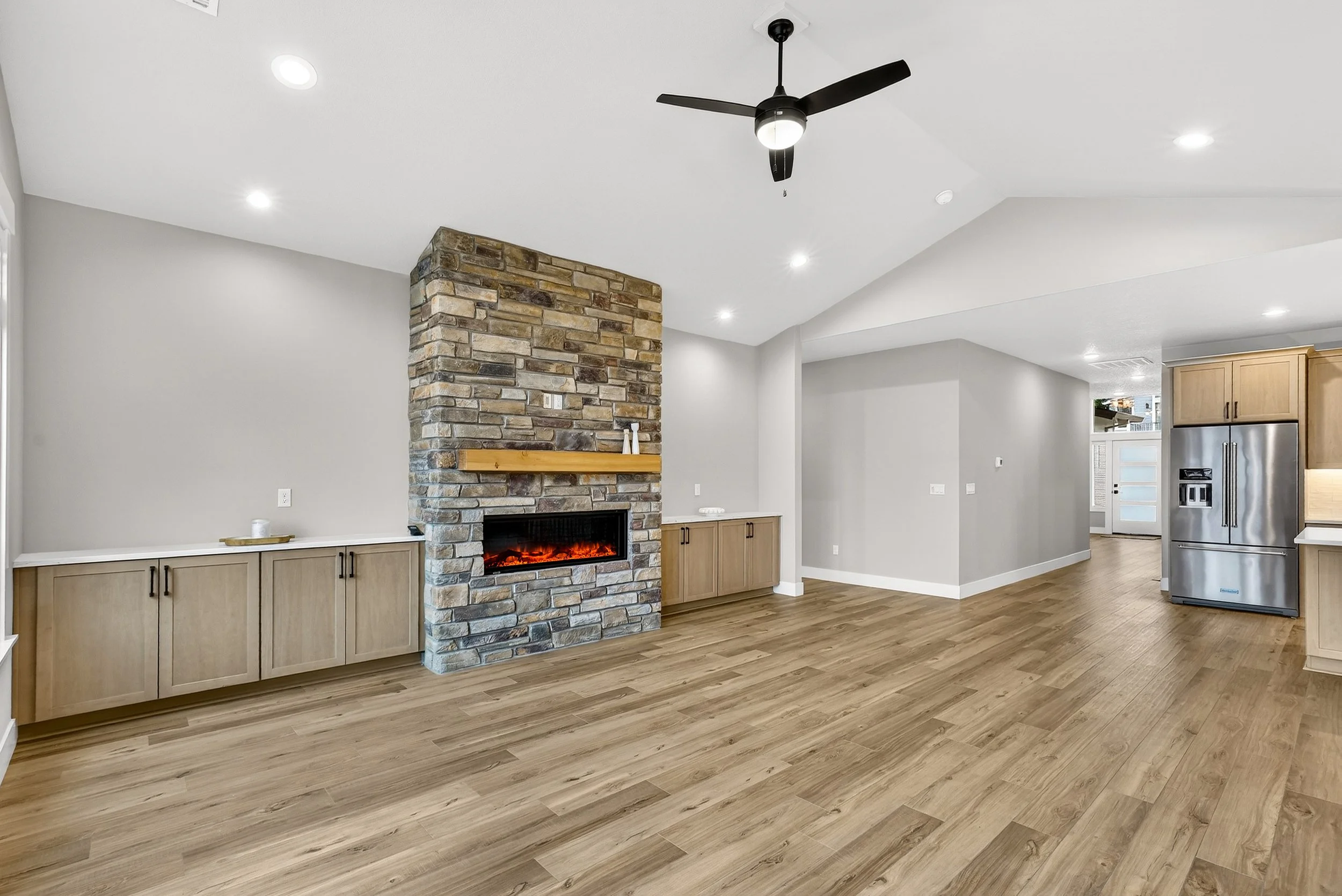 41865 Deschutes Ave-20.jpg