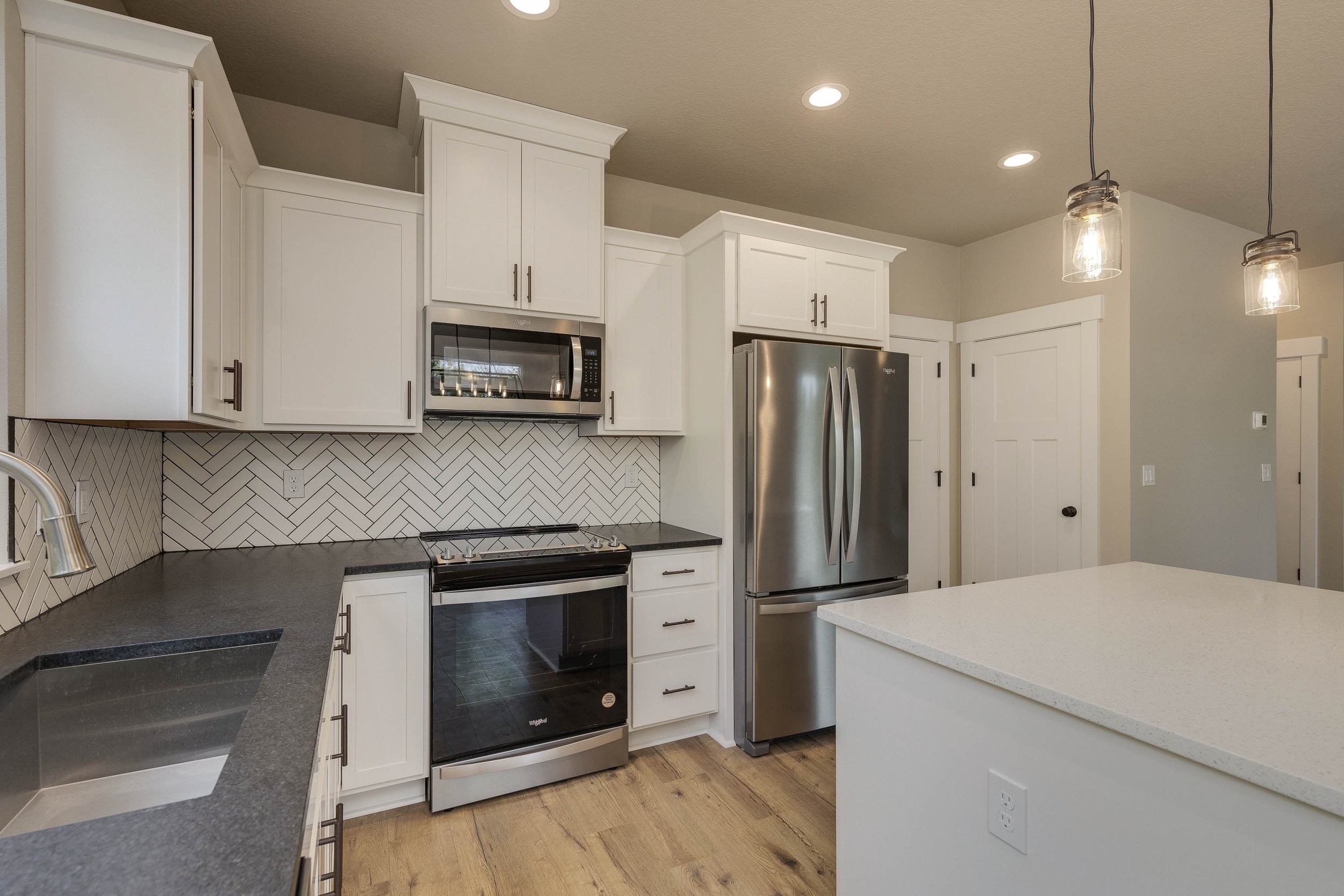 1343 NE Henderson Terr, Estacada, OR-17.jpg