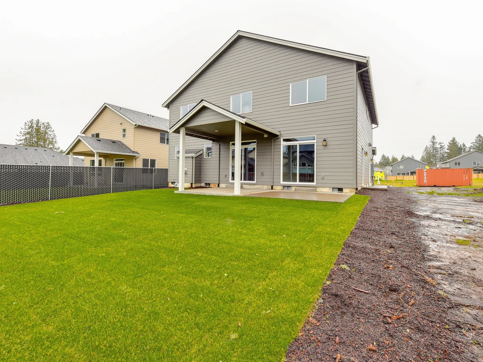 207 SE Regan Hill Loop-035-040-207 NE Regan Hill Loop-MLS_Size.jpg