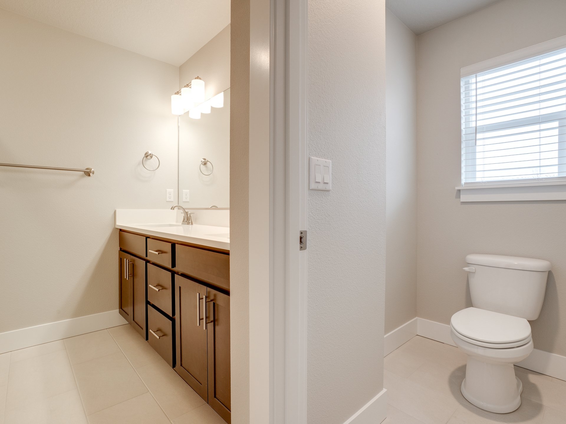 1530 NW 29th Pl - MLS-27.jpg