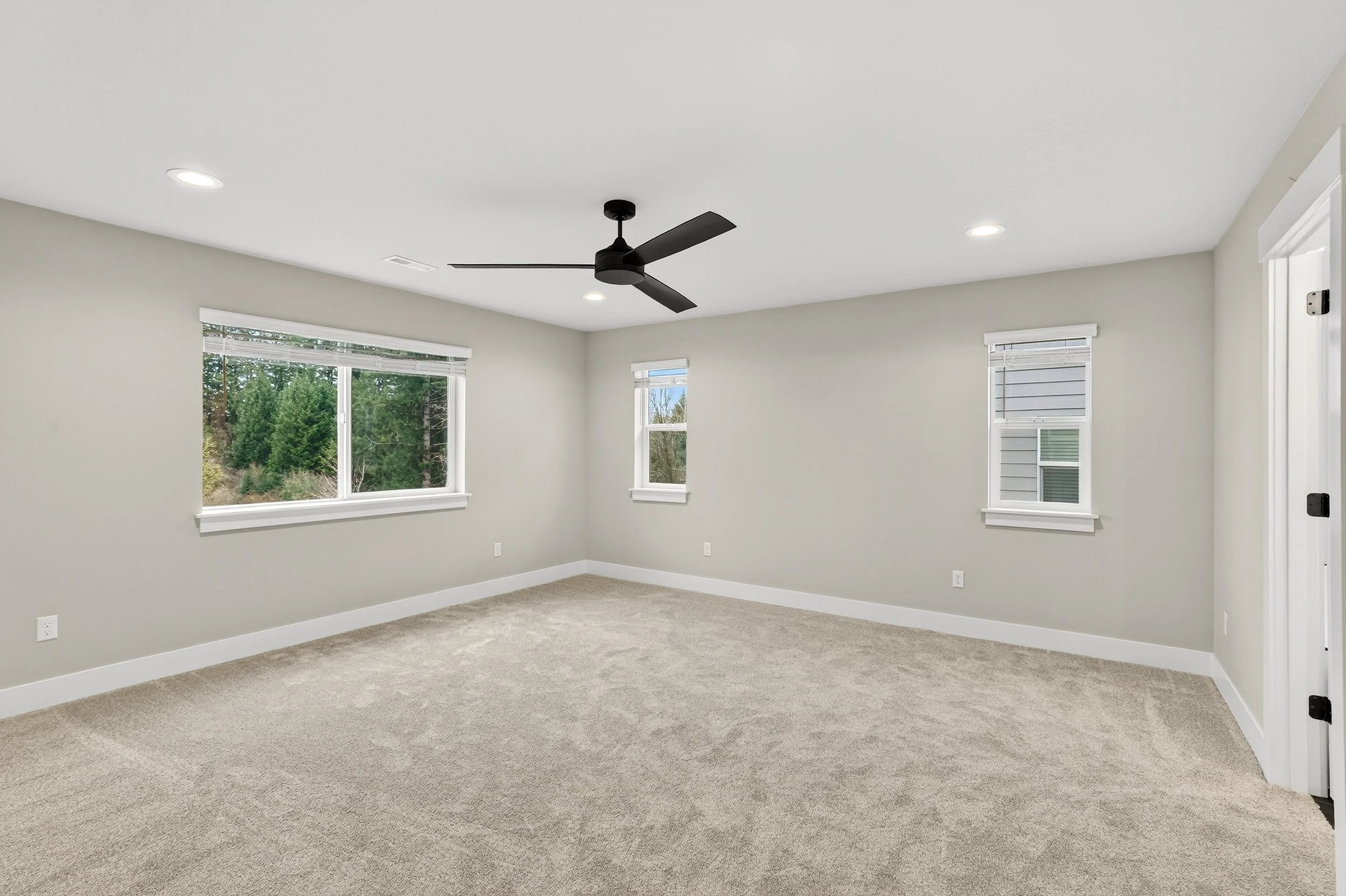 18865 Crooked River St-26.jpg