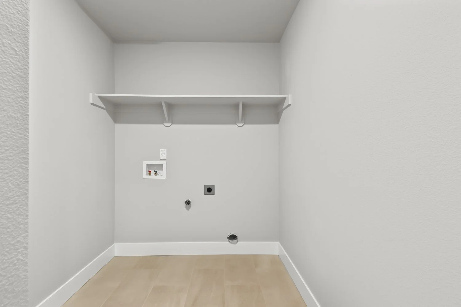 748 NE Pinebreak Dr - WEB-26.JPG