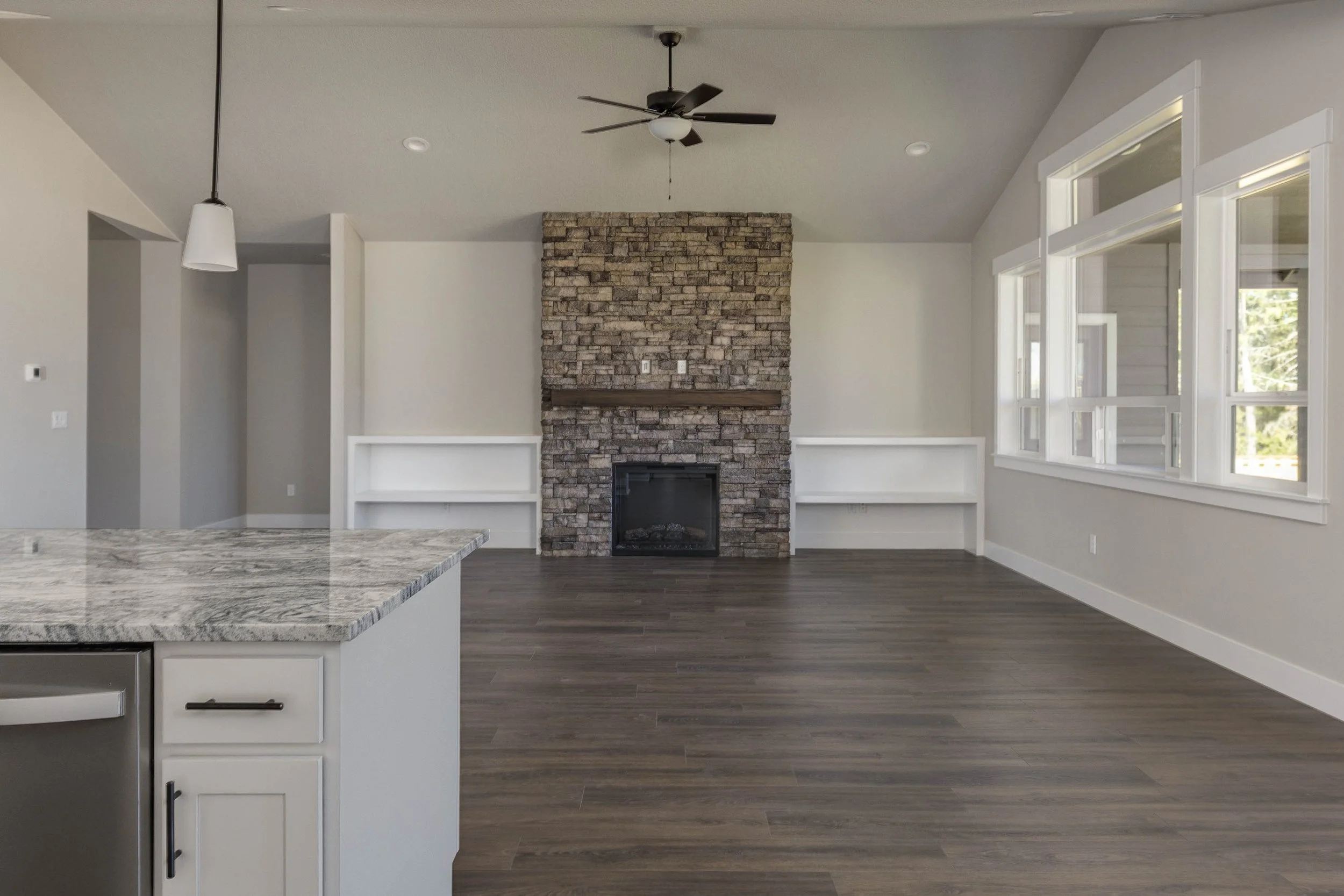 1715 Ne Clayton Drive, Estacada, OR-13.jpg
