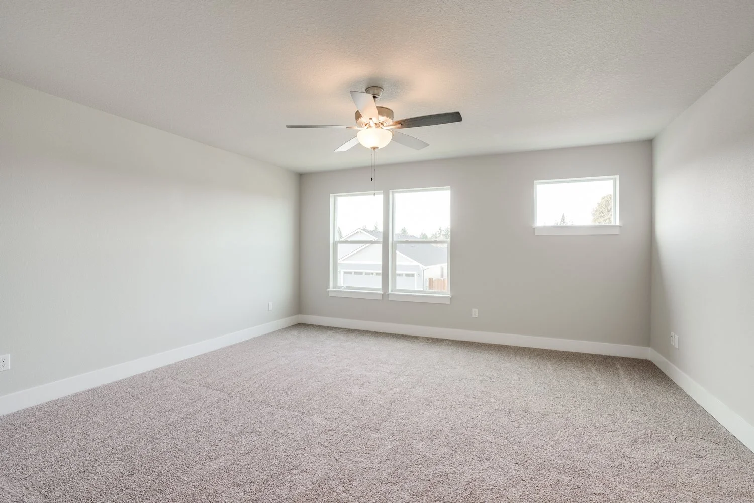 2928 NW 16th St - WEB-16.jpg