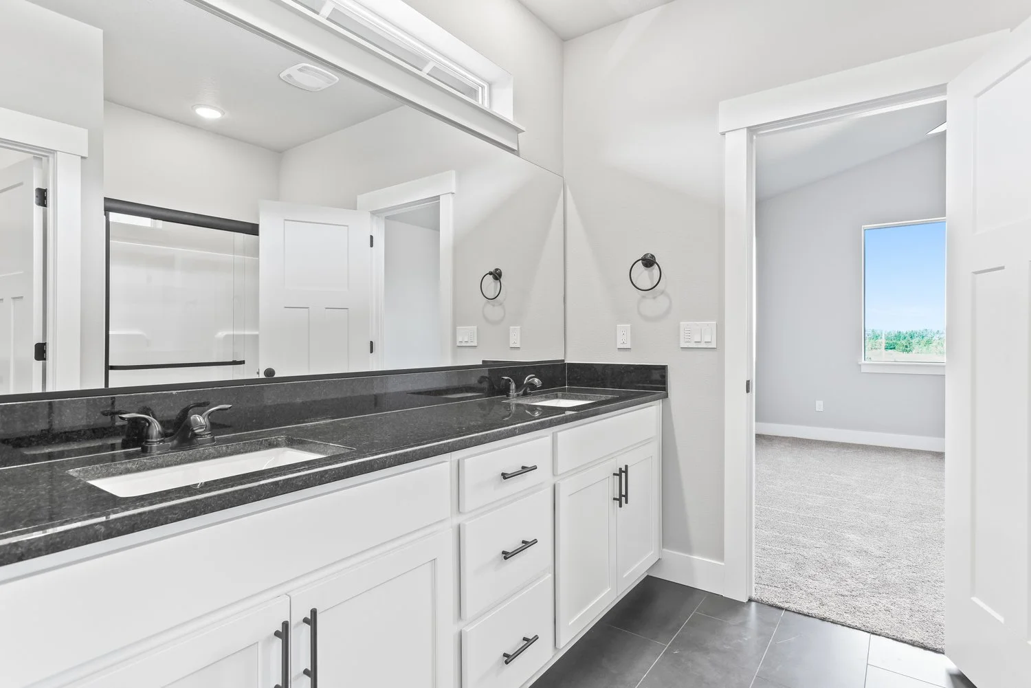 2804 NE Justus Ave - WEB-40.JPG