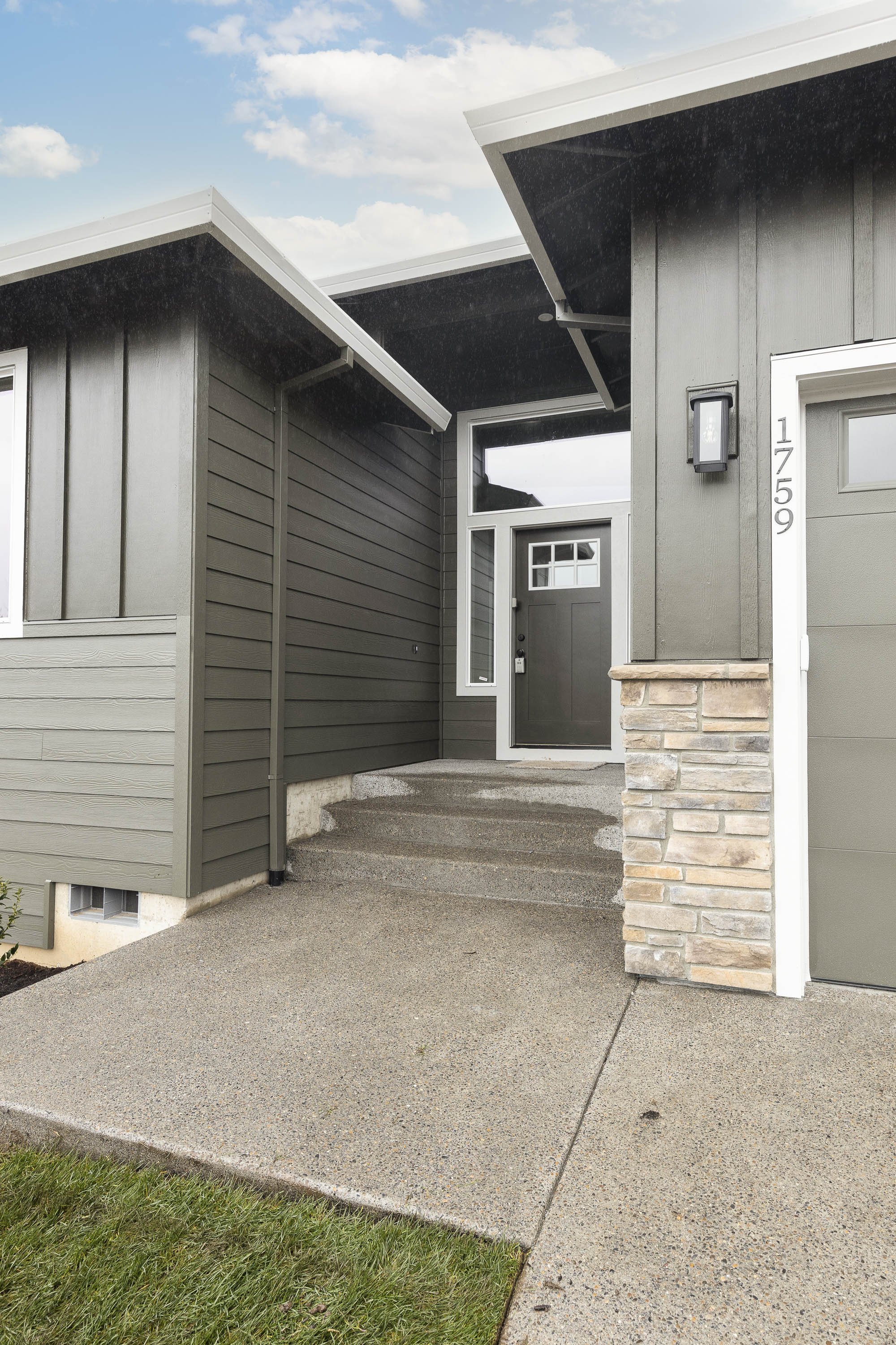 Cedar Ridge - 1759 Ne Gilbert Lane, Estacada, OR-3.jpg