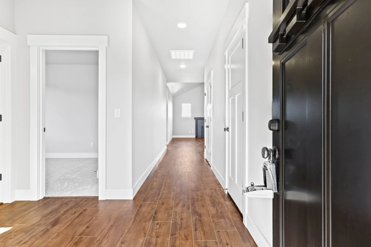 2804 NE Justus Ave - WEB-7.JPG