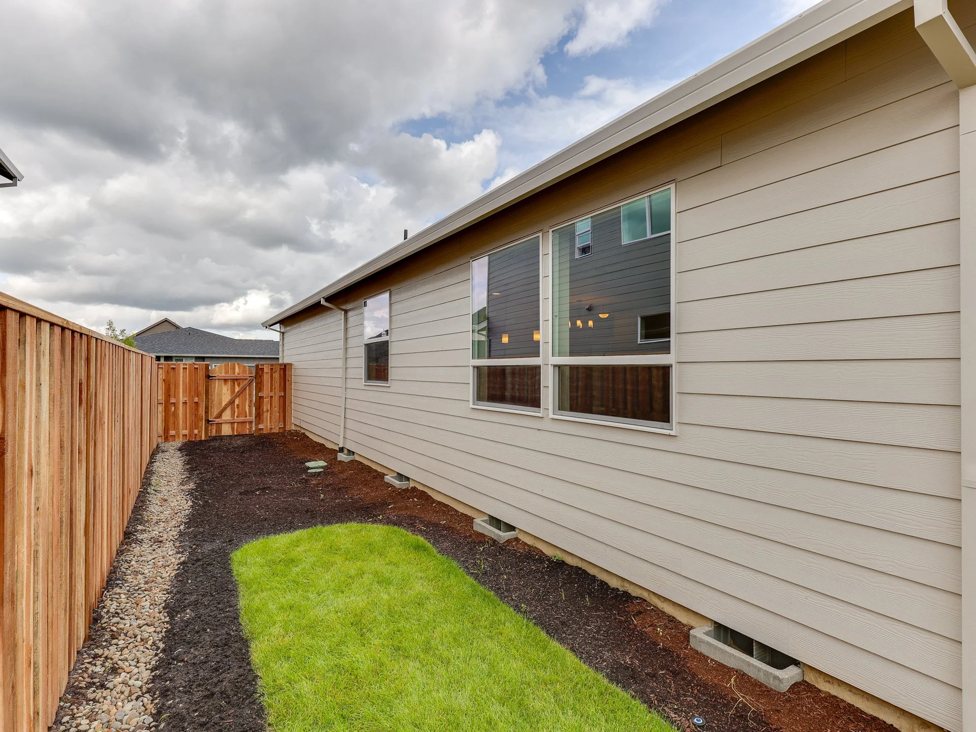 1723 NW 27th Ave - MLS-46.jpg