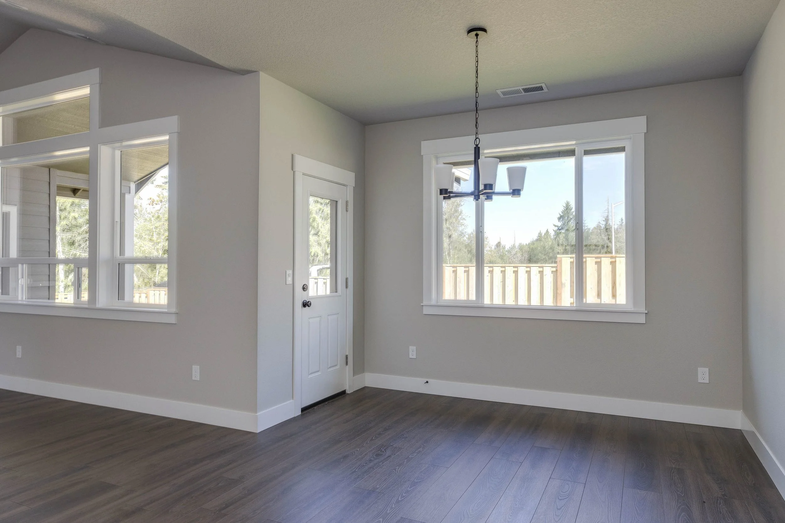 1715 Ne Clayton Drive, Estacada, OR-14.jpg