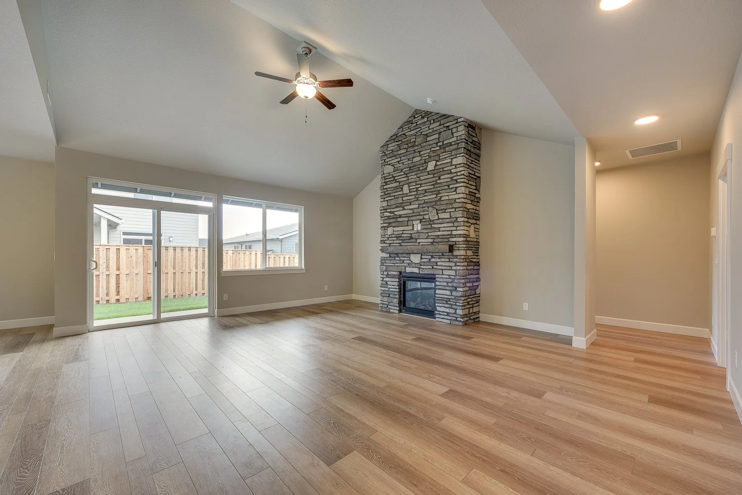1525 NW 26th Ave - Web-11.jpg