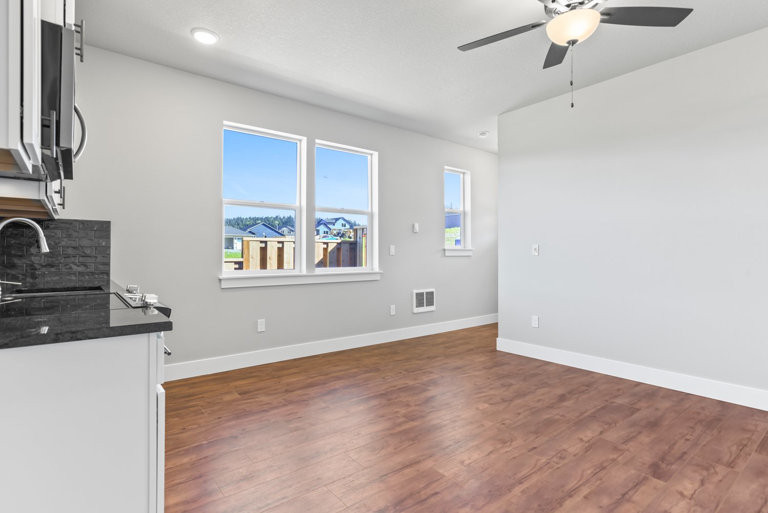 2804 NE Justus Ave - WEB-55.JPG