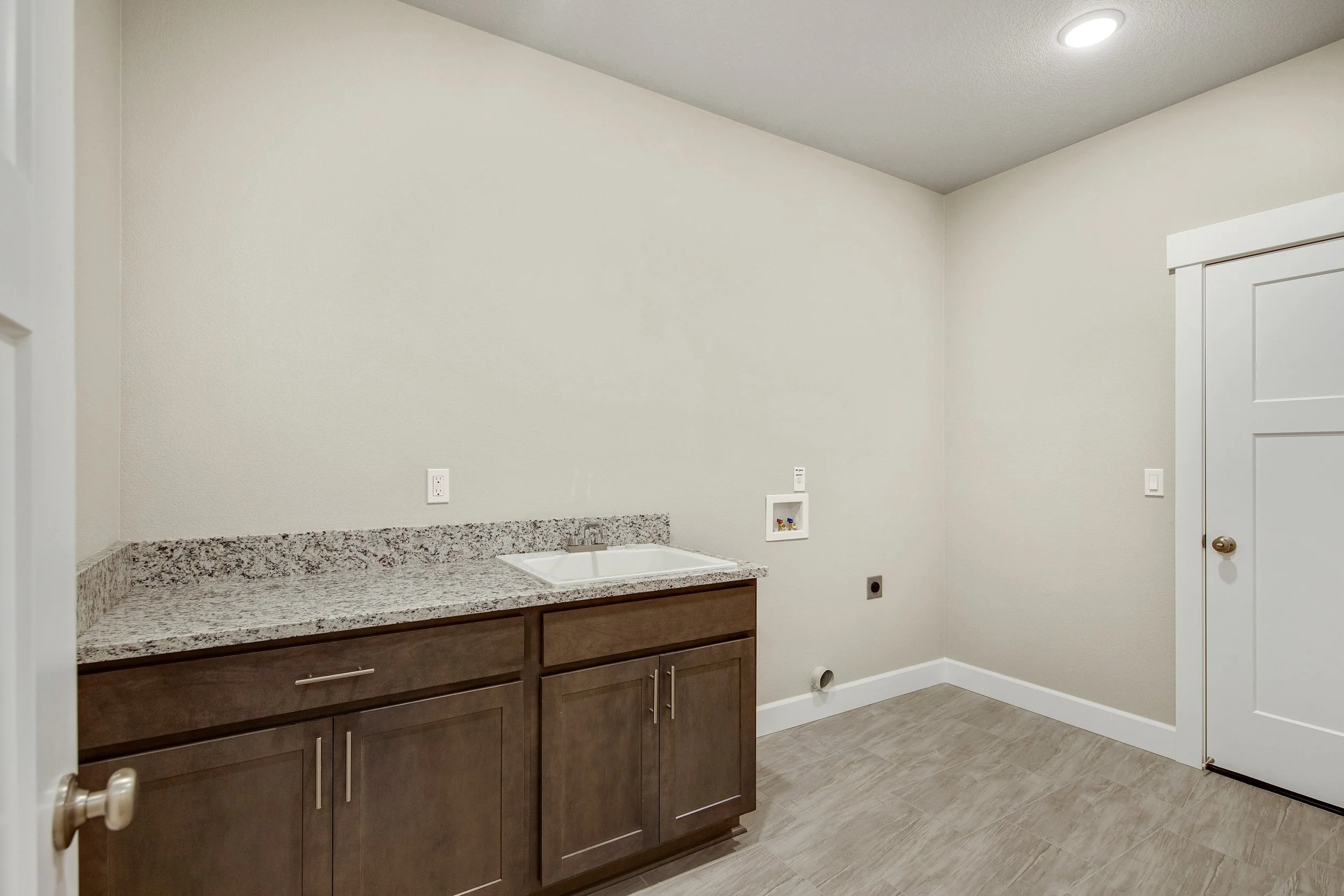 Cascadia Ridge 1212-1228-49.jpg