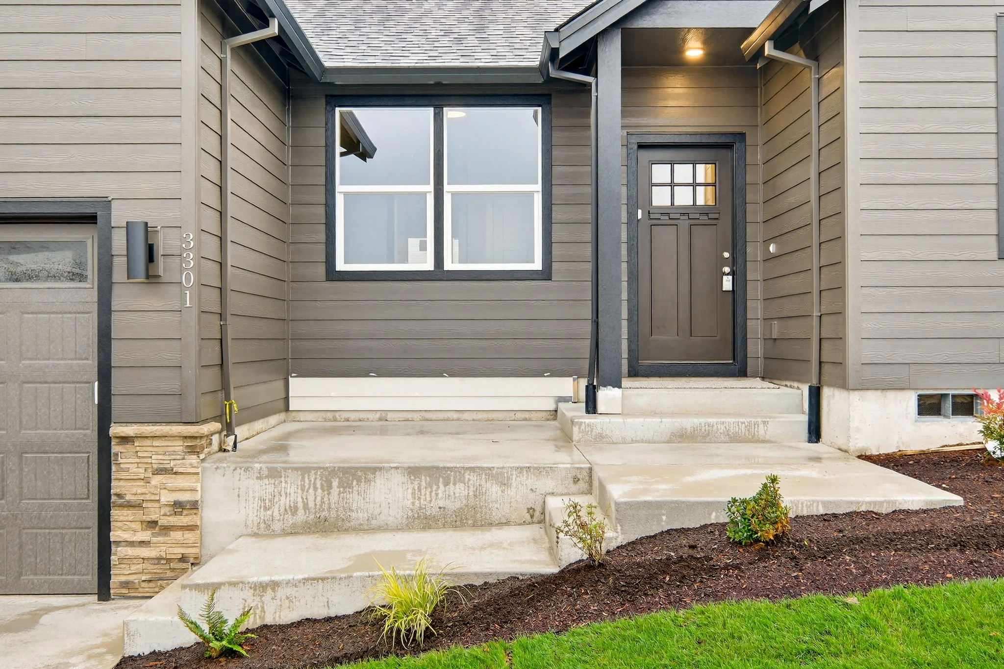 3301 NE Justus Ave-5.jpg