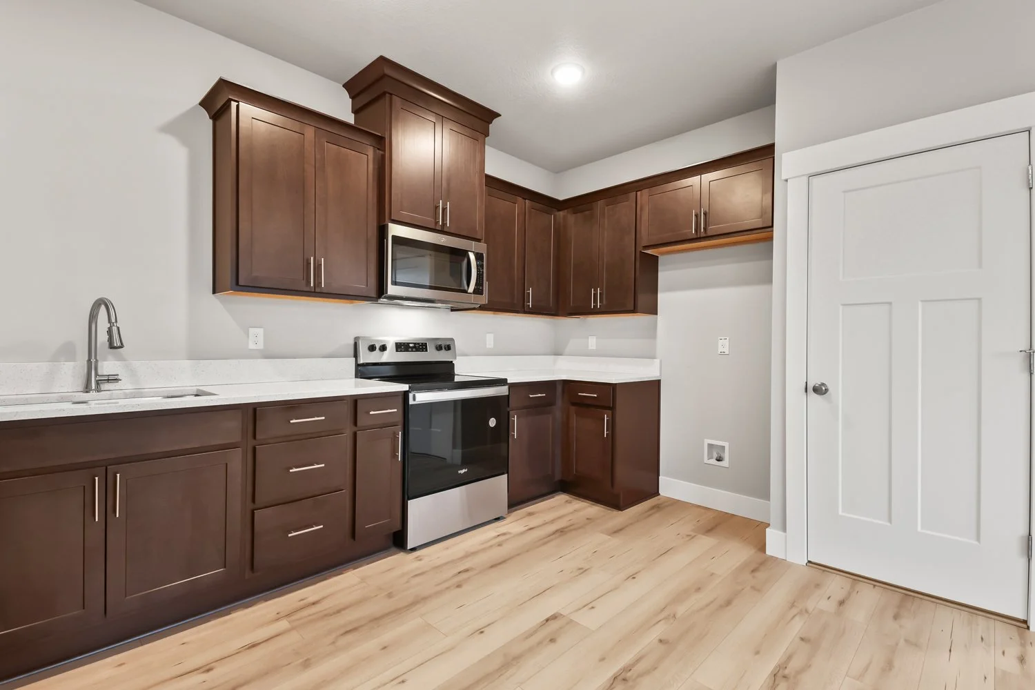 748 NE Pinebreak Dr - WEB-51.JPG
