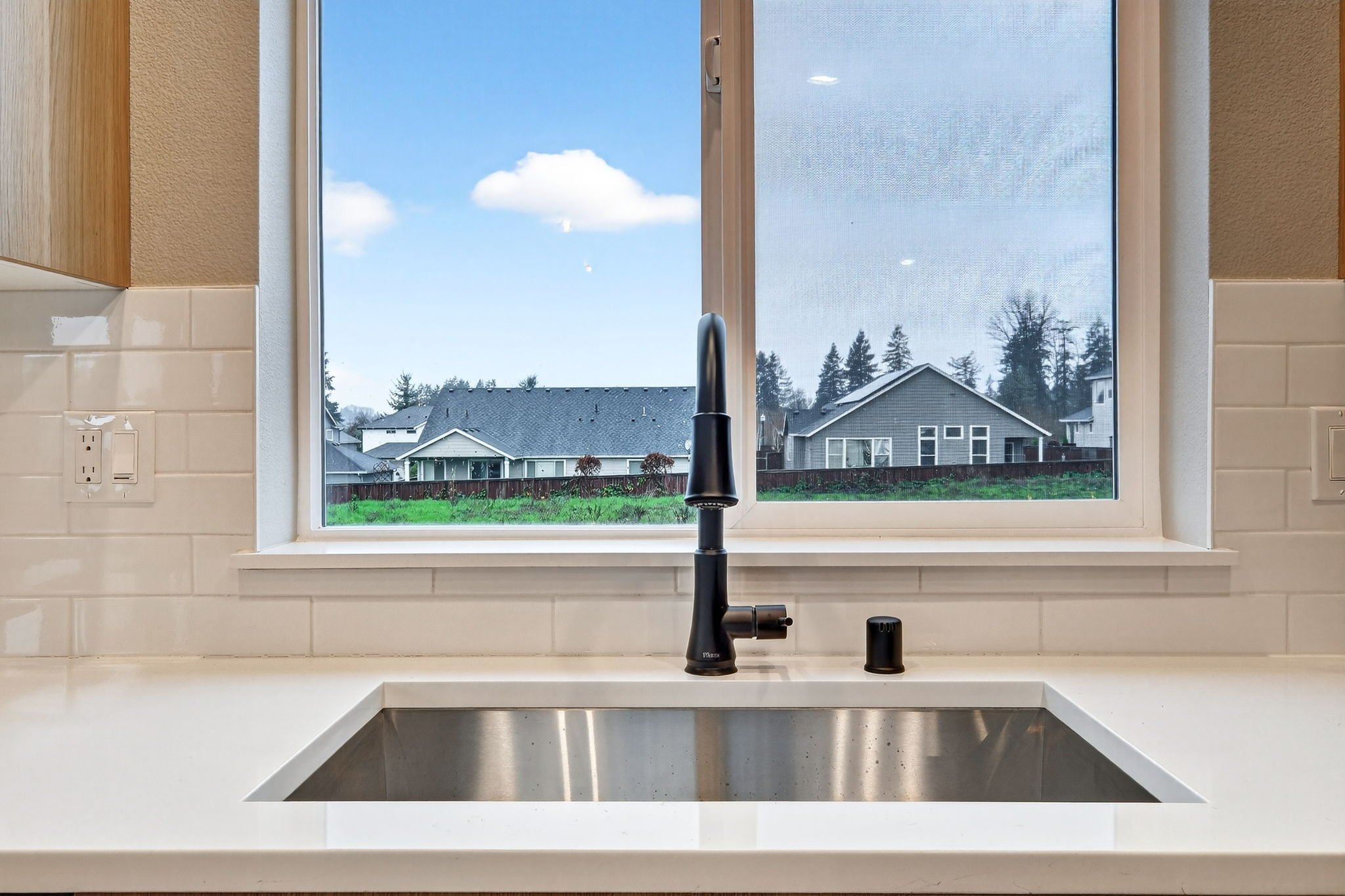 2032 E Otter Lp-21.jpg