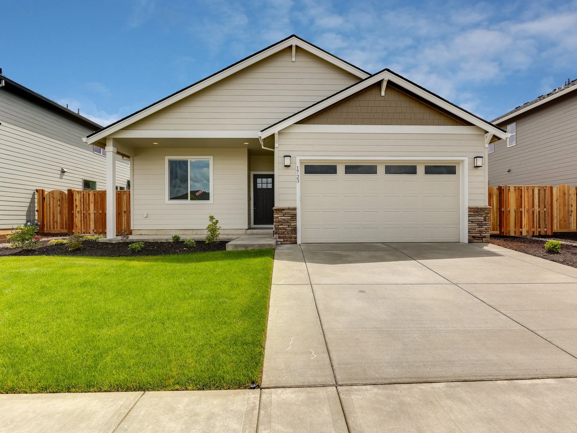 1723 NW 27th Ave - MLS-3.jpg