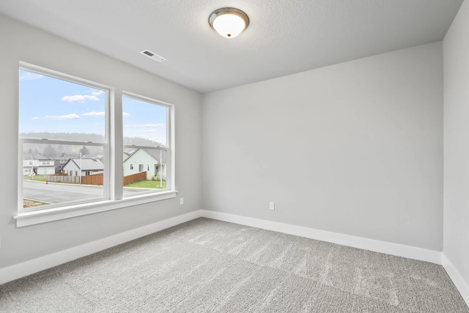 748 NE Pinebreak Dr - WEB-36.JPG