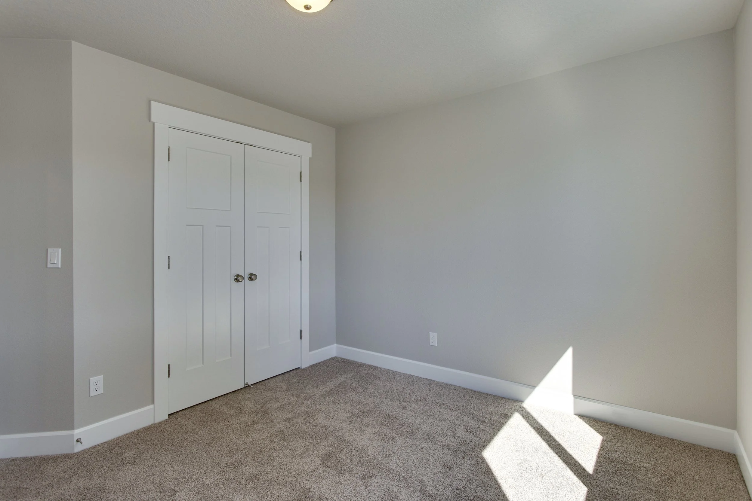 rkd - ja - 690 se 1st - 0169-rkd - ja - 690 se 1st - 0175.jpg