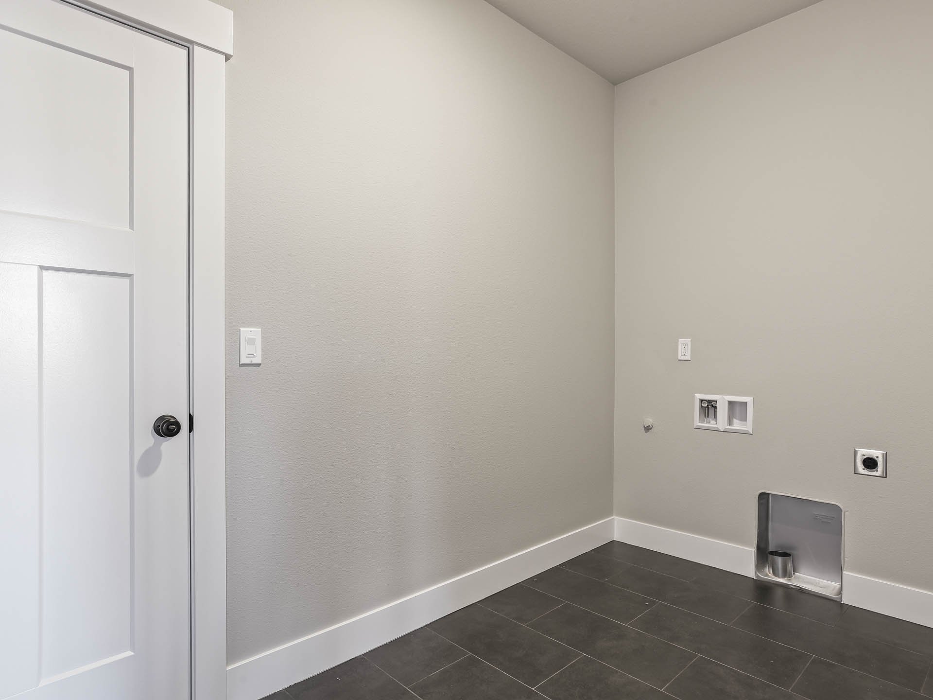 2009 E Badger Loop - MLS-37.jpg