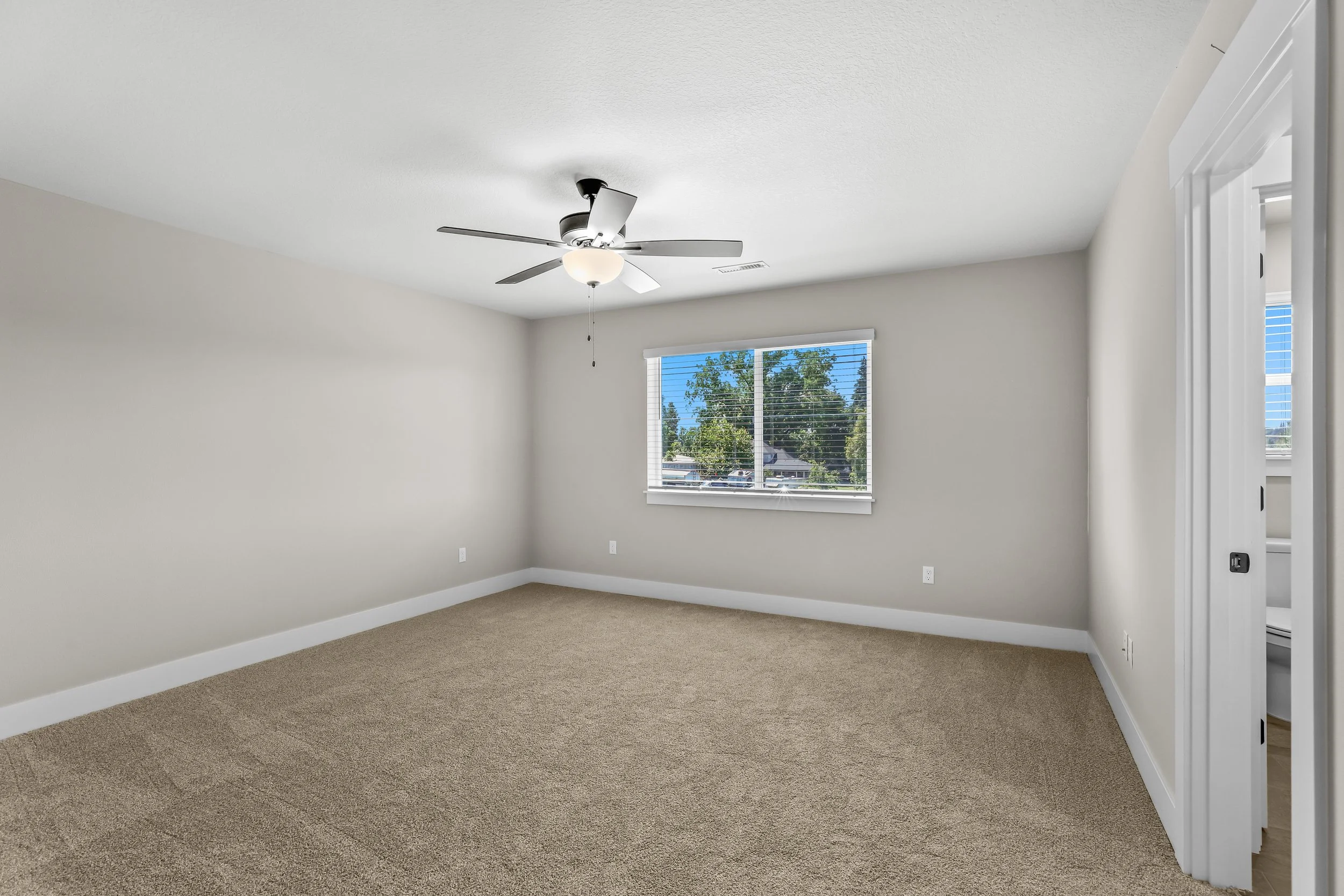 2217 Juniper Circle-31.jpg