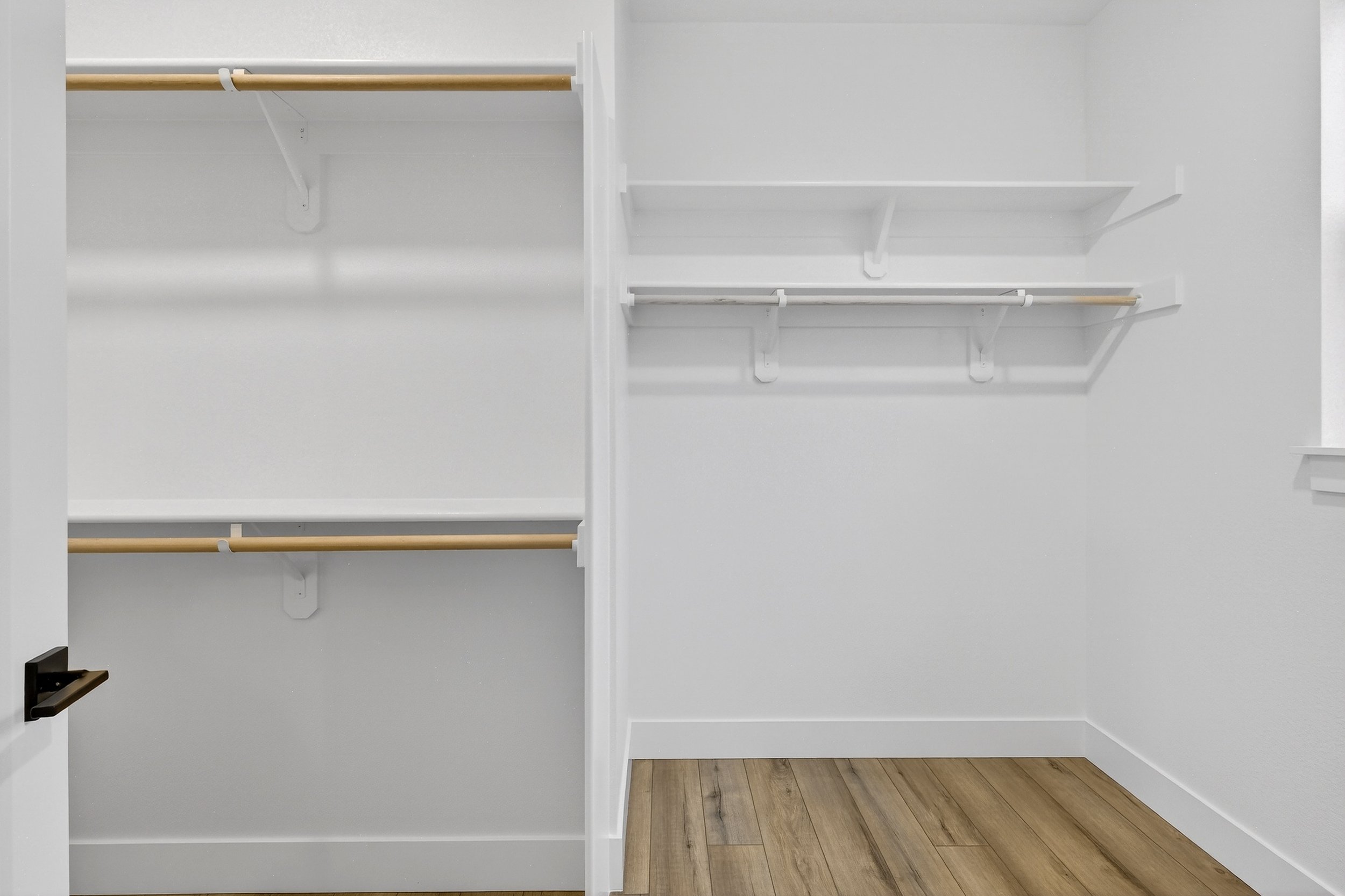 18815 Crooked River St-31.jpg