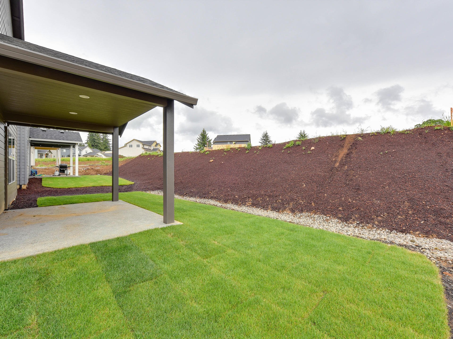 1007 SE Regan Hill Loop-041-26-1007 SE Regan Hill Loop-MLS_Size.jpg