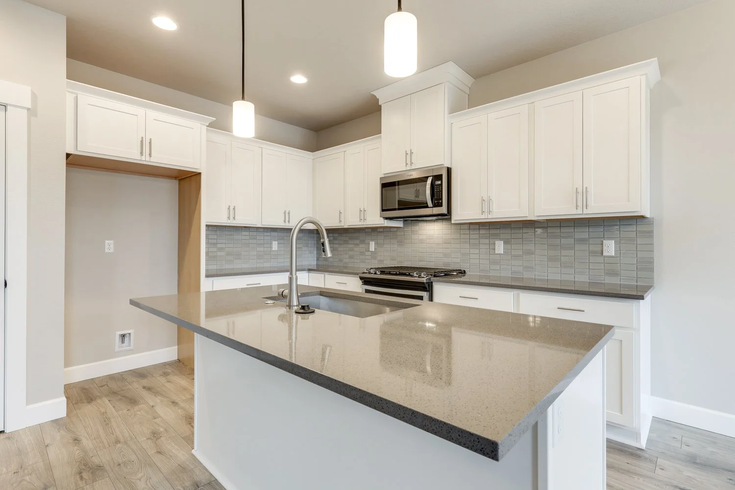 1613 NW 29th Ave - WEB-14.jpg