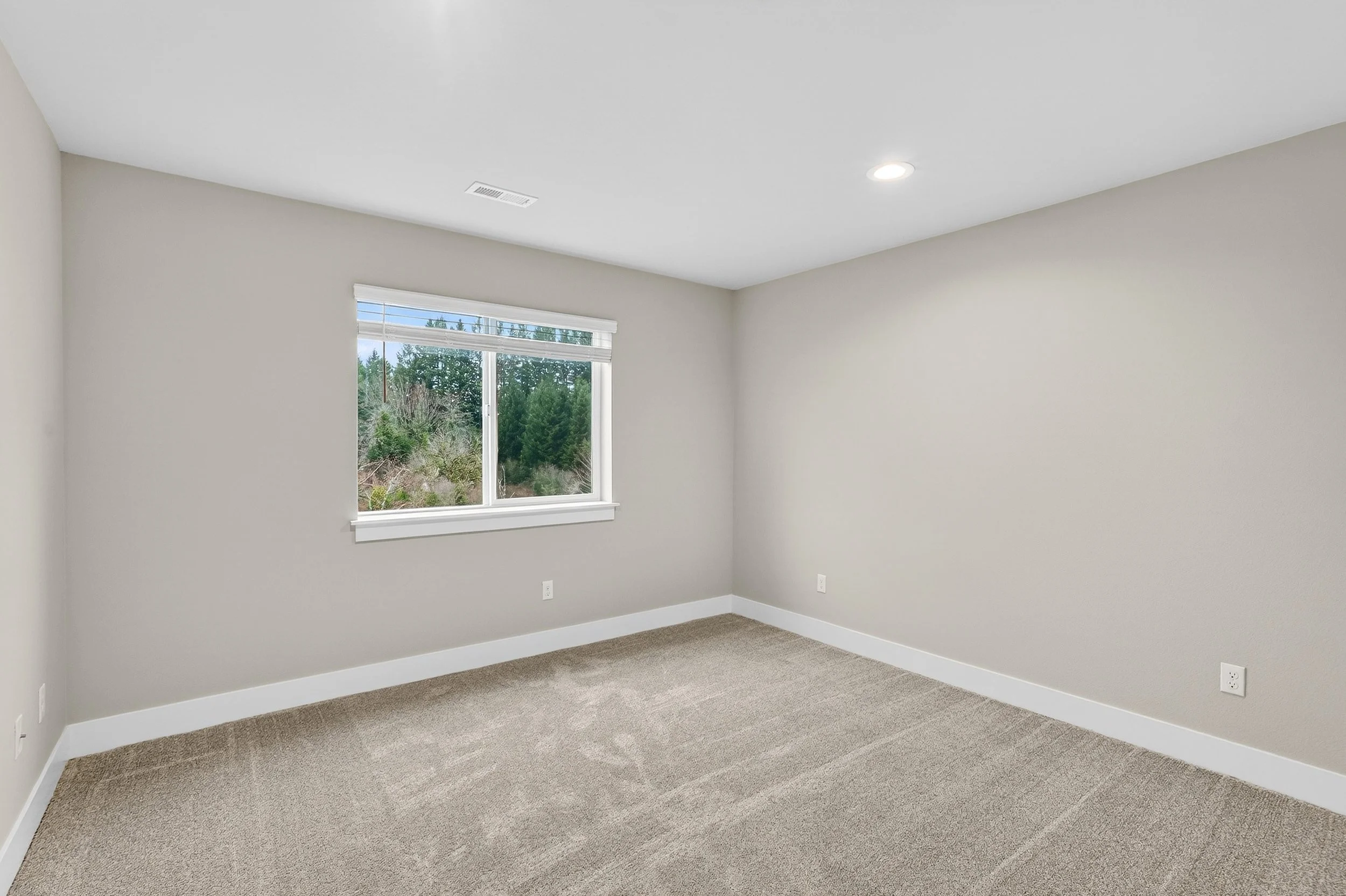 18865 Crooked River St-44.jpg