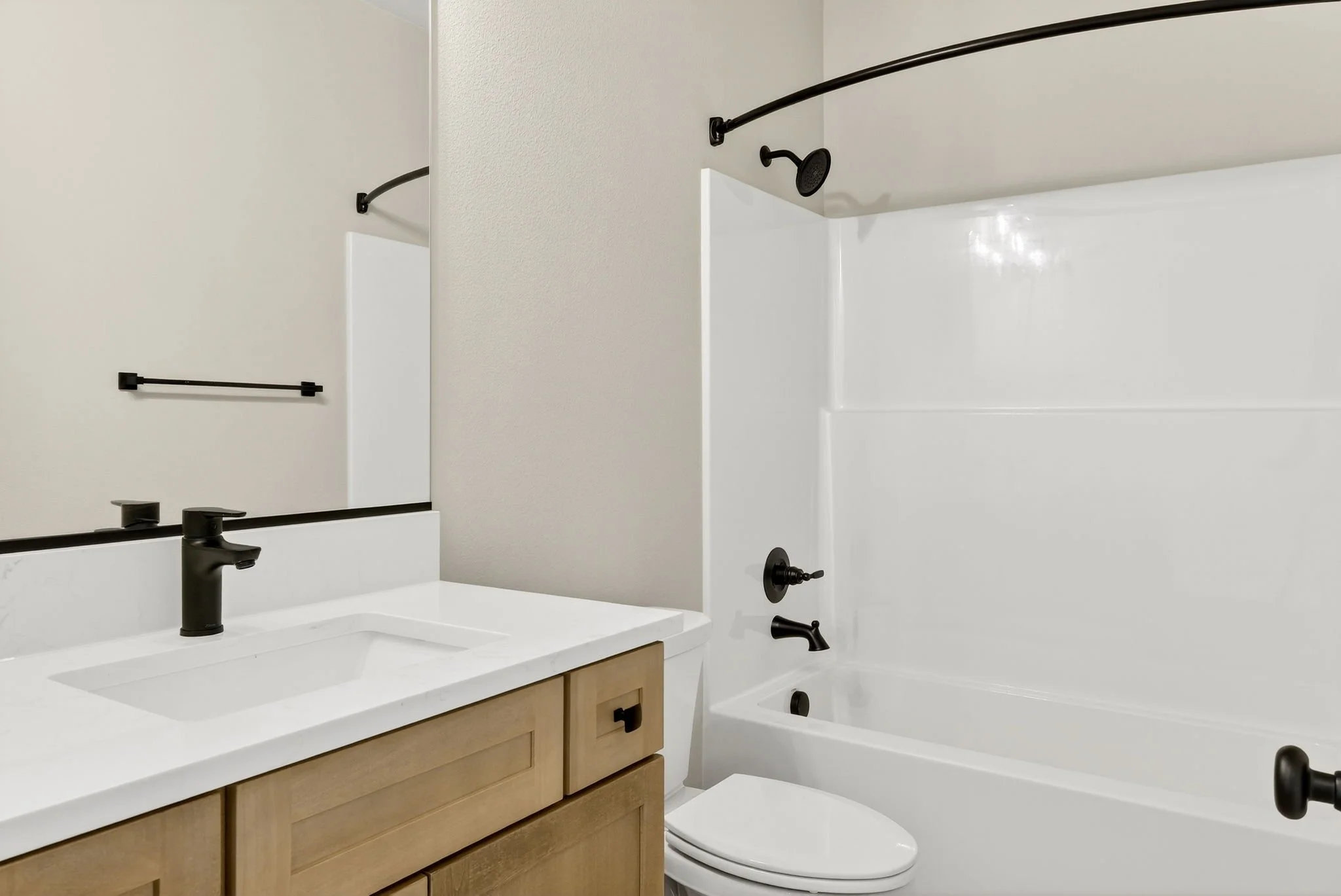 2240 E Otter Lp-36.jpg