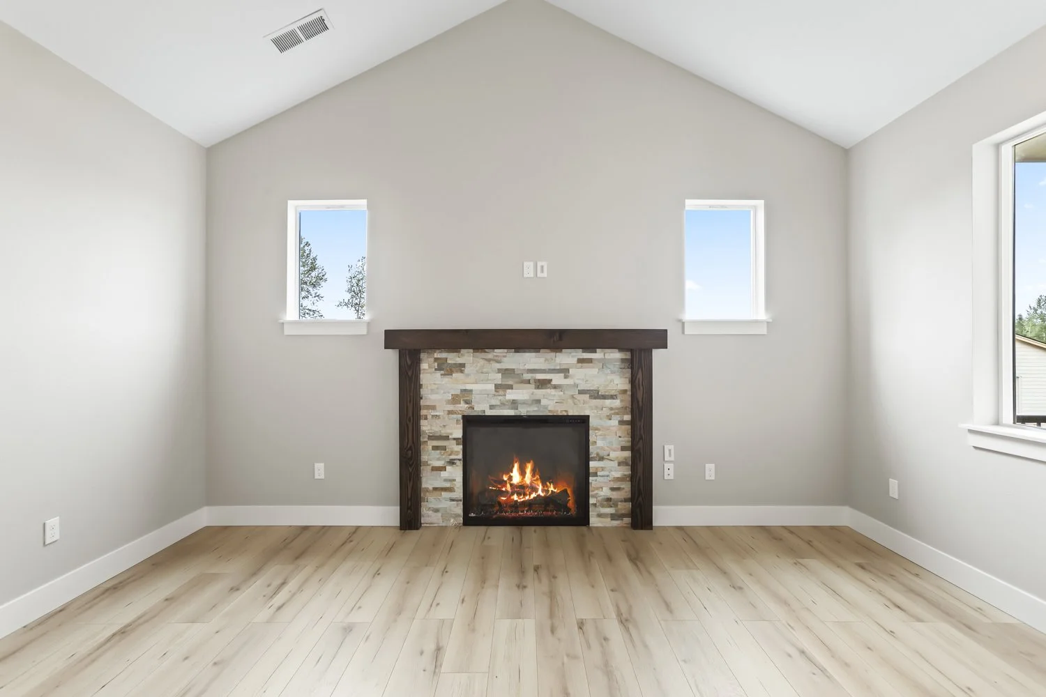 2716 NE Justus Ave - WEB-20.JPG