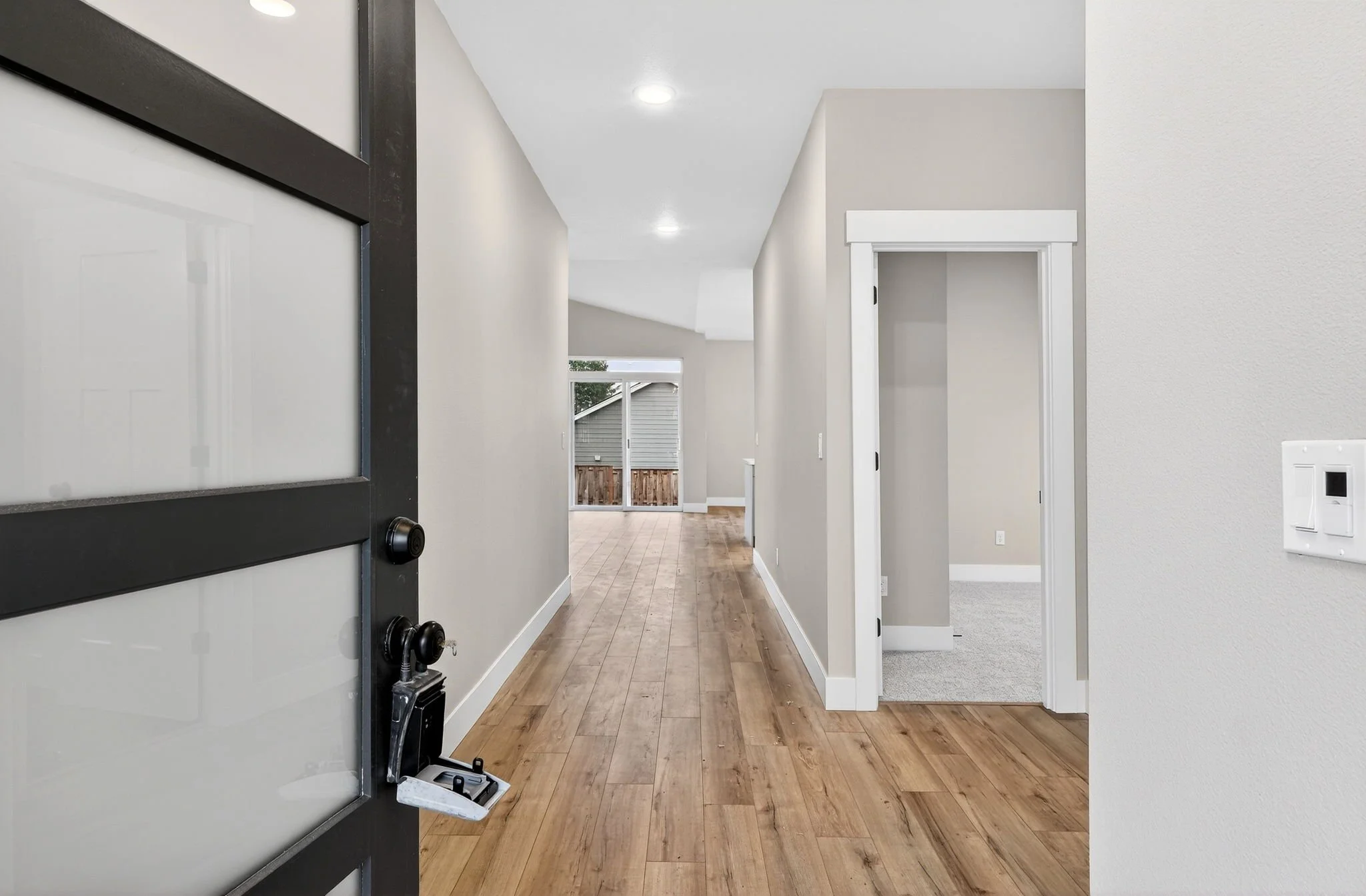 2032 E Otter Lp-9.jpg