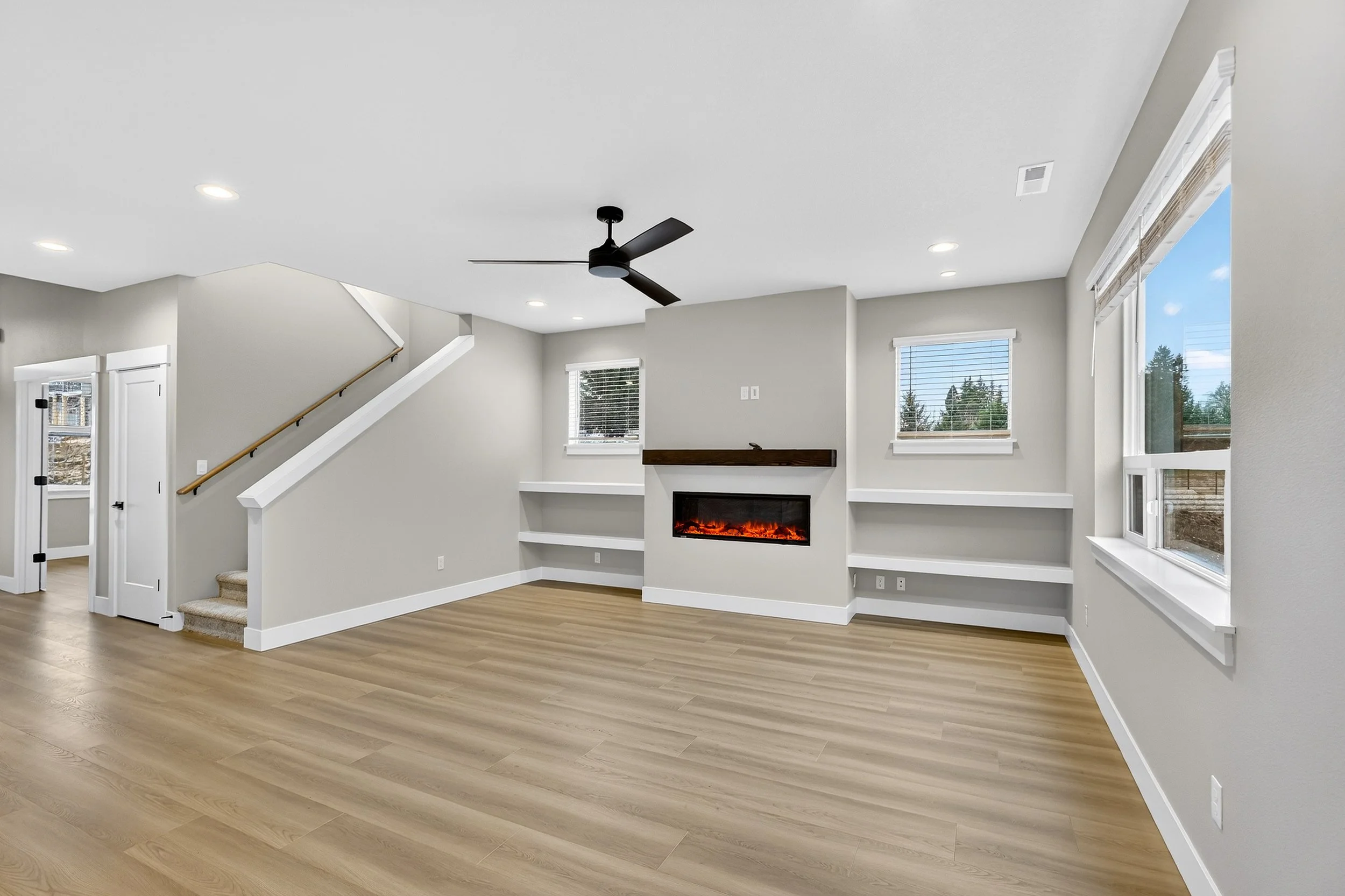 18865 Crooked River St-13.jpg