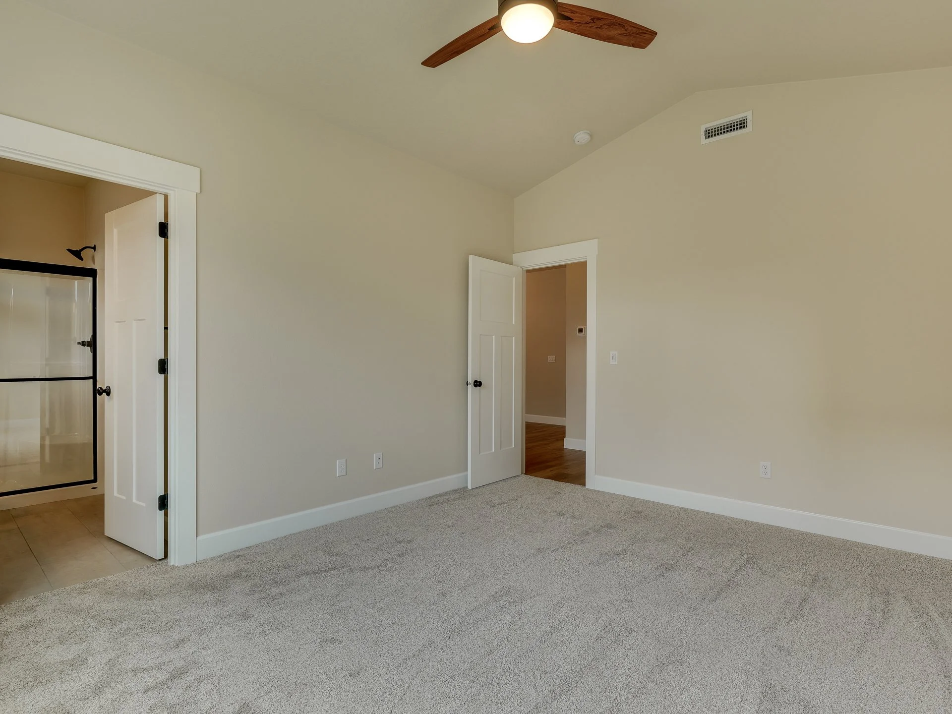 1723 NW 27th Ave - MLS-29.jpg