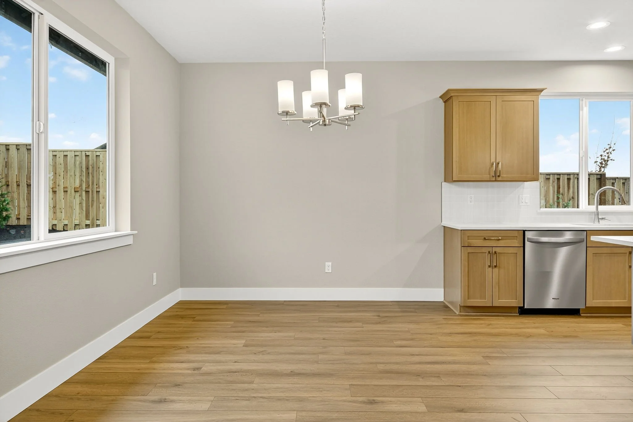 3301 NE Justus Ave-16.jpg