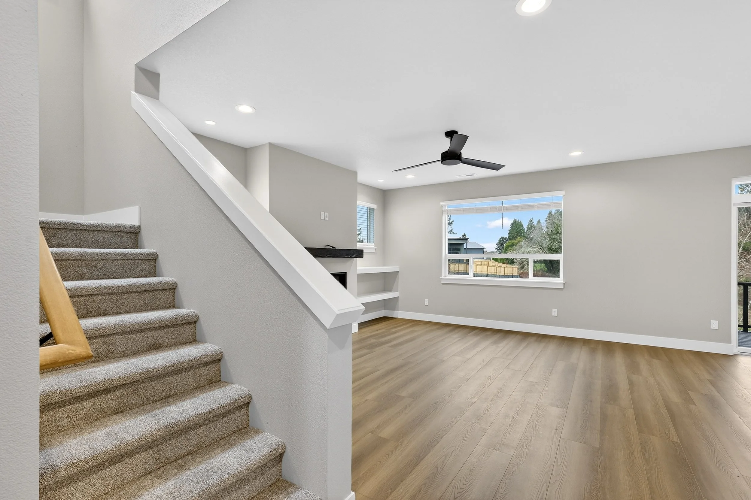 18865 Crooked River St-10.jpg